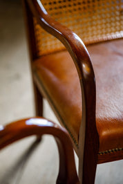 Set_of_4_Armchairs_in_Leather_and_Rattan_by_Frits_Henningsen