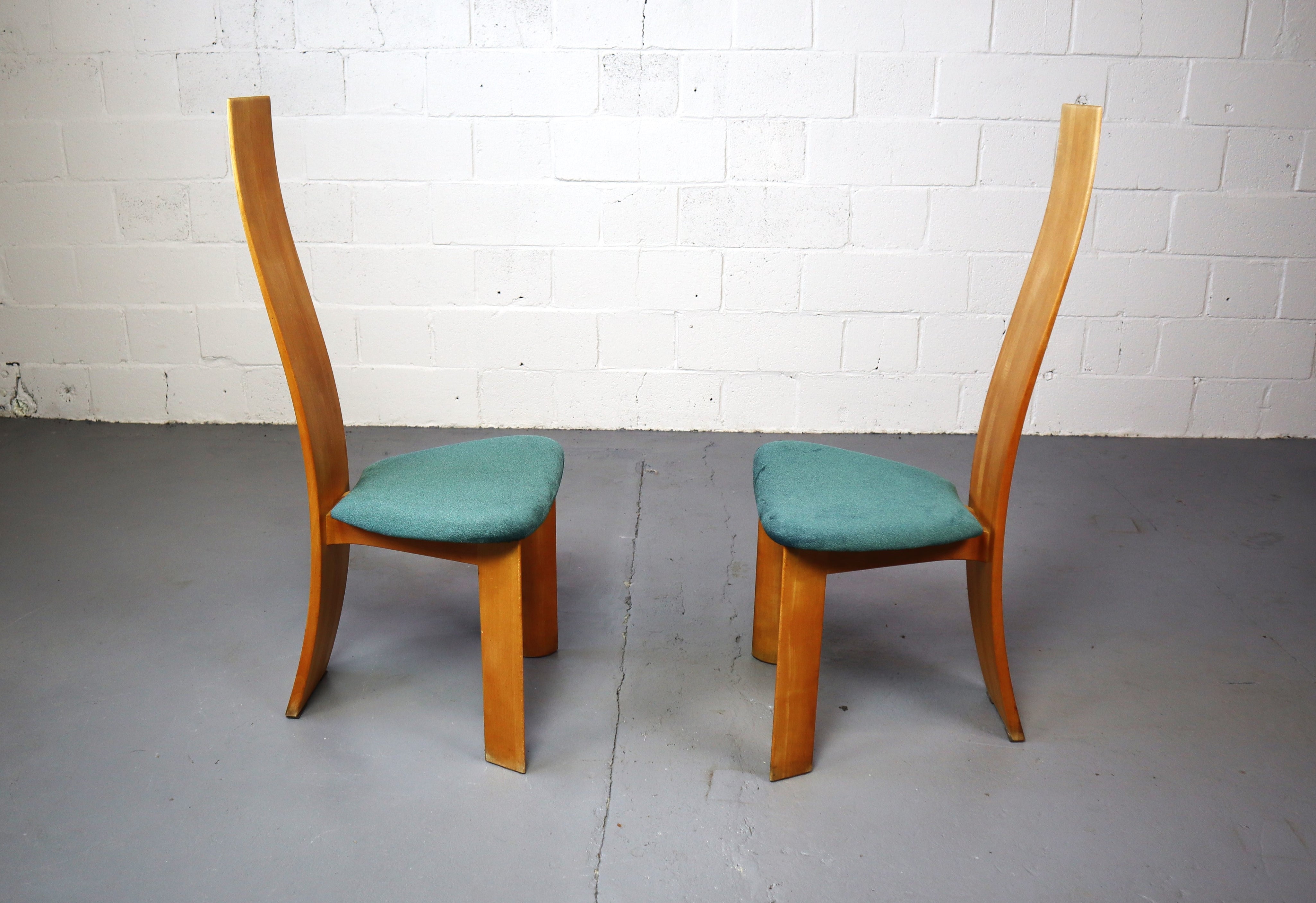 Set_of_4_Iris_chairs_by_Bob_Van_den_Berghe_for_Tranekaer_Furniture_Denmark