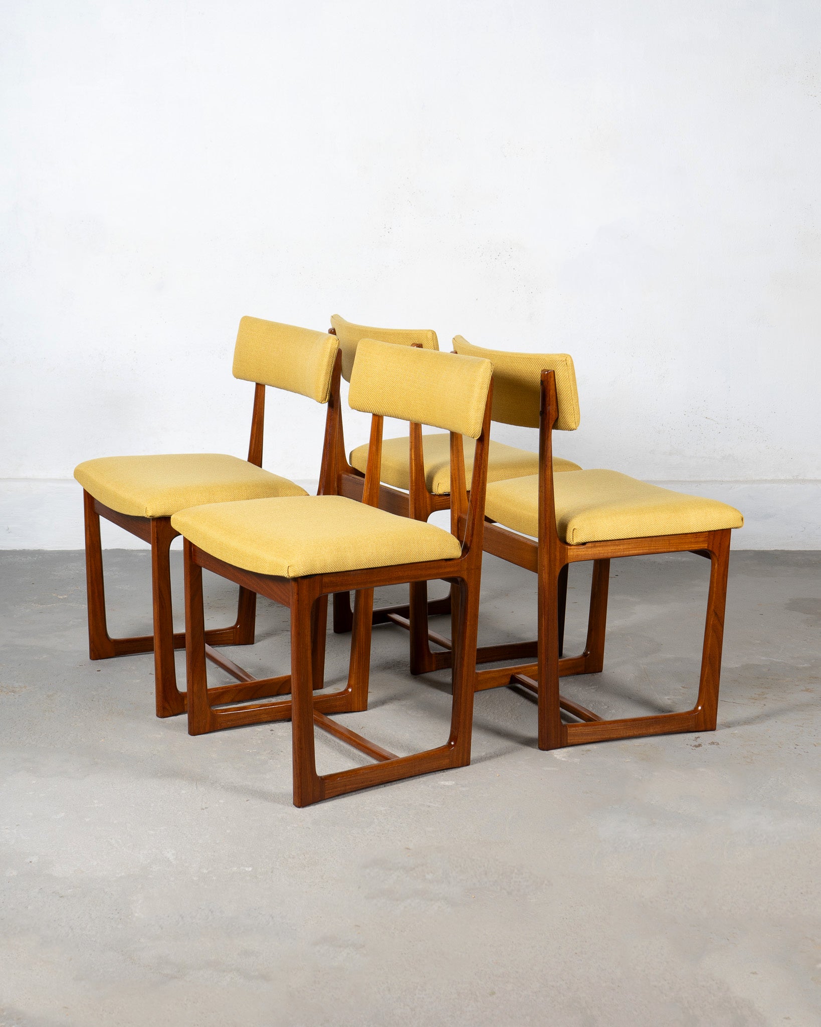 Set_of_4_Mid_Century_Dining_Chairs_by_A._Younger_Ltd