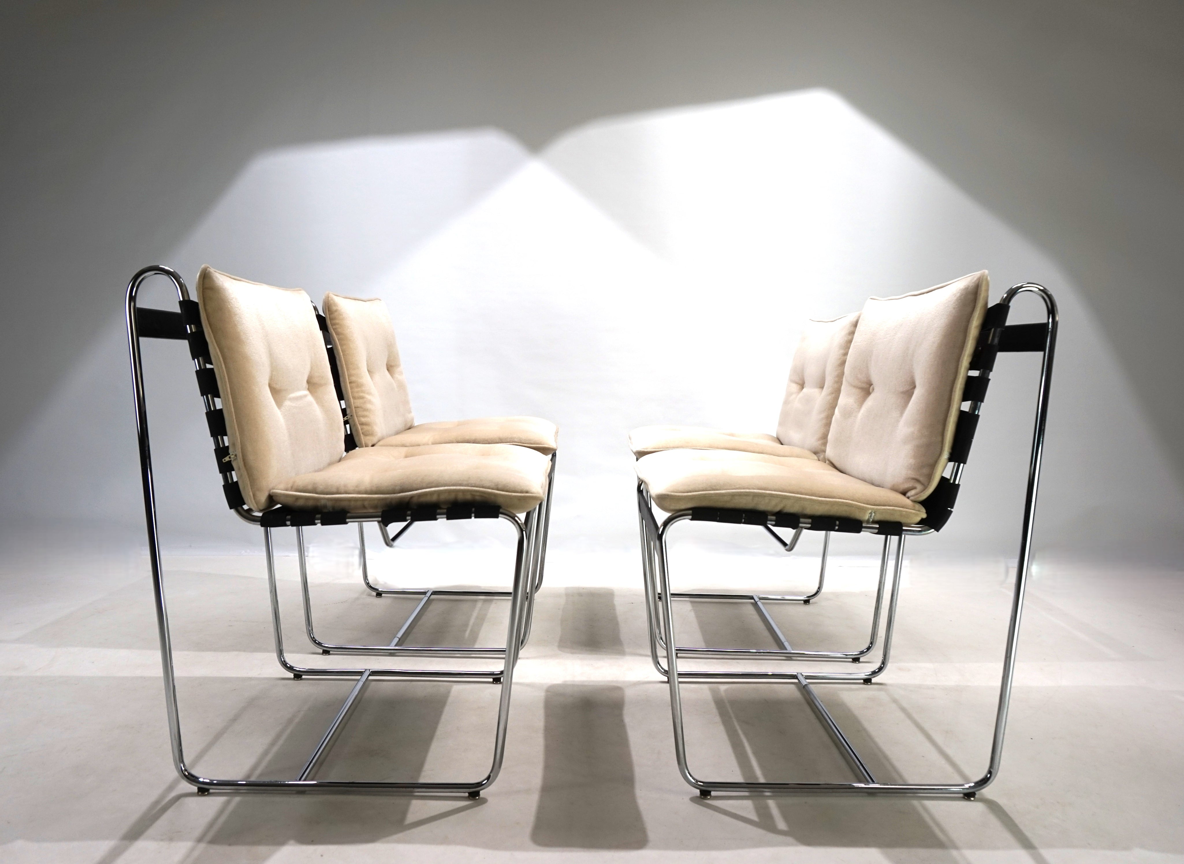 Set_of_4_Tecta_D_96_dining_chairs_by_Hans_K_necke_1960