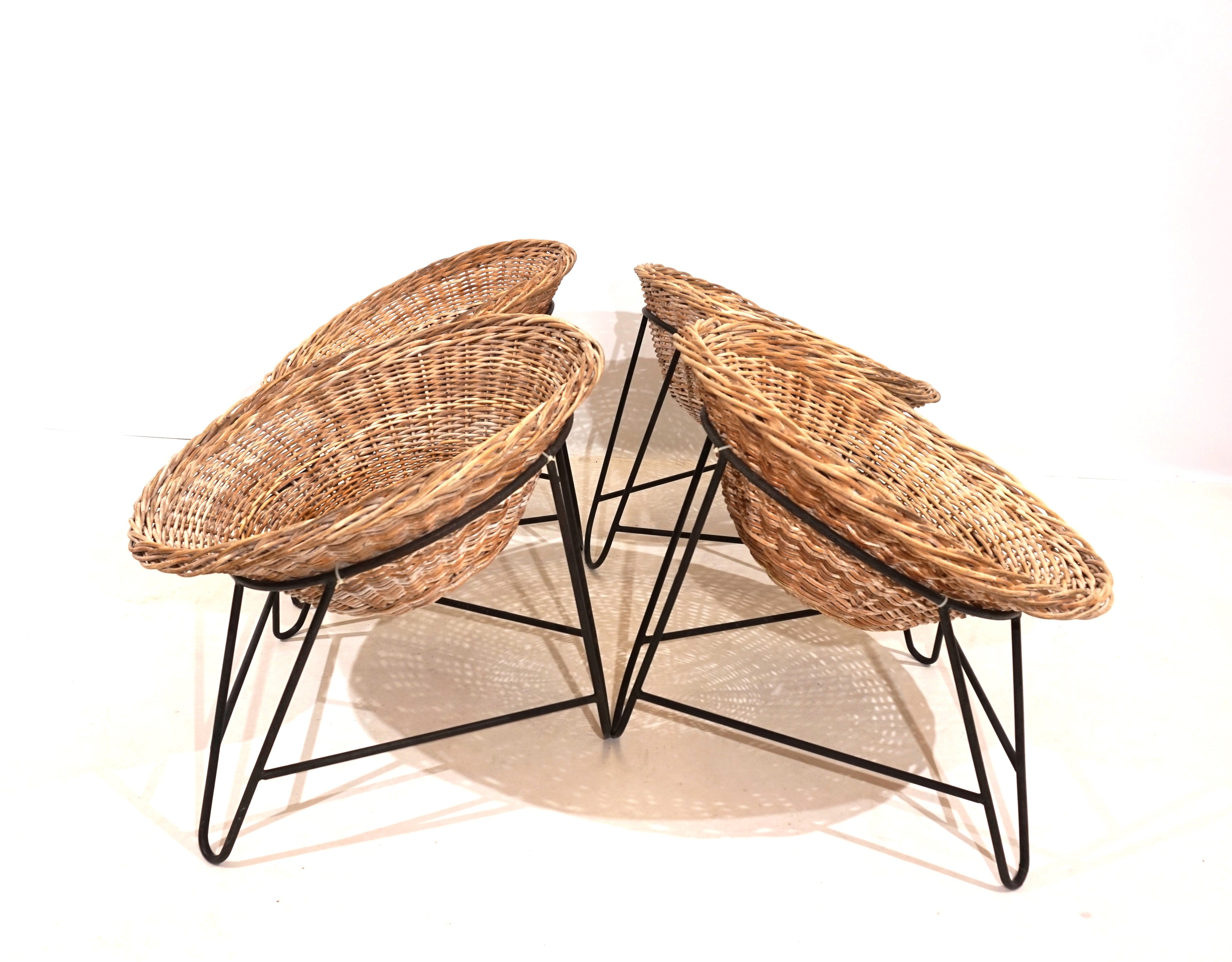 Set_of_4_rattan_pod_chairs_60s