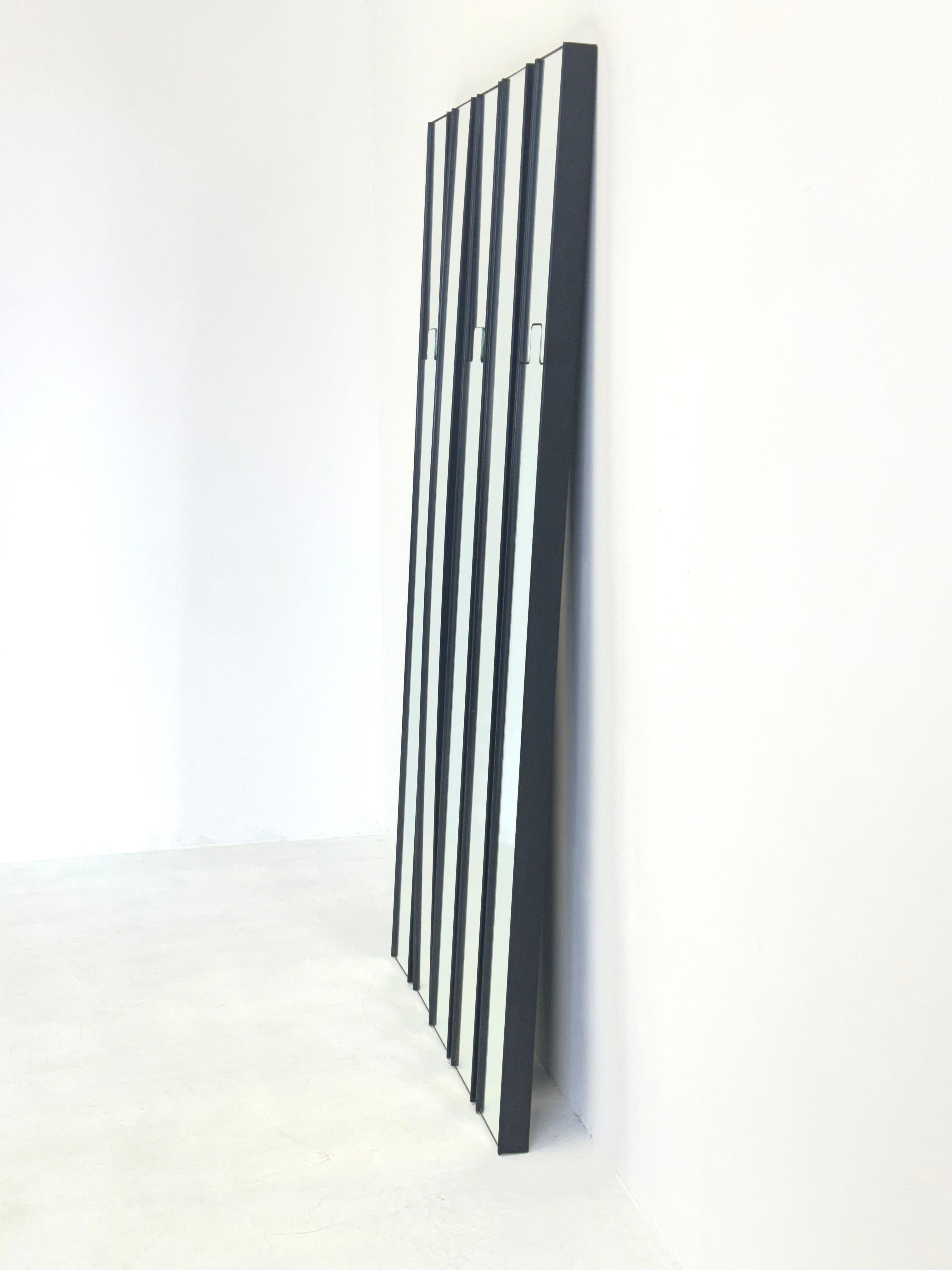Set_of_5_Gronda_mirrors_by_Luciano_Bertoncini_for_Elco