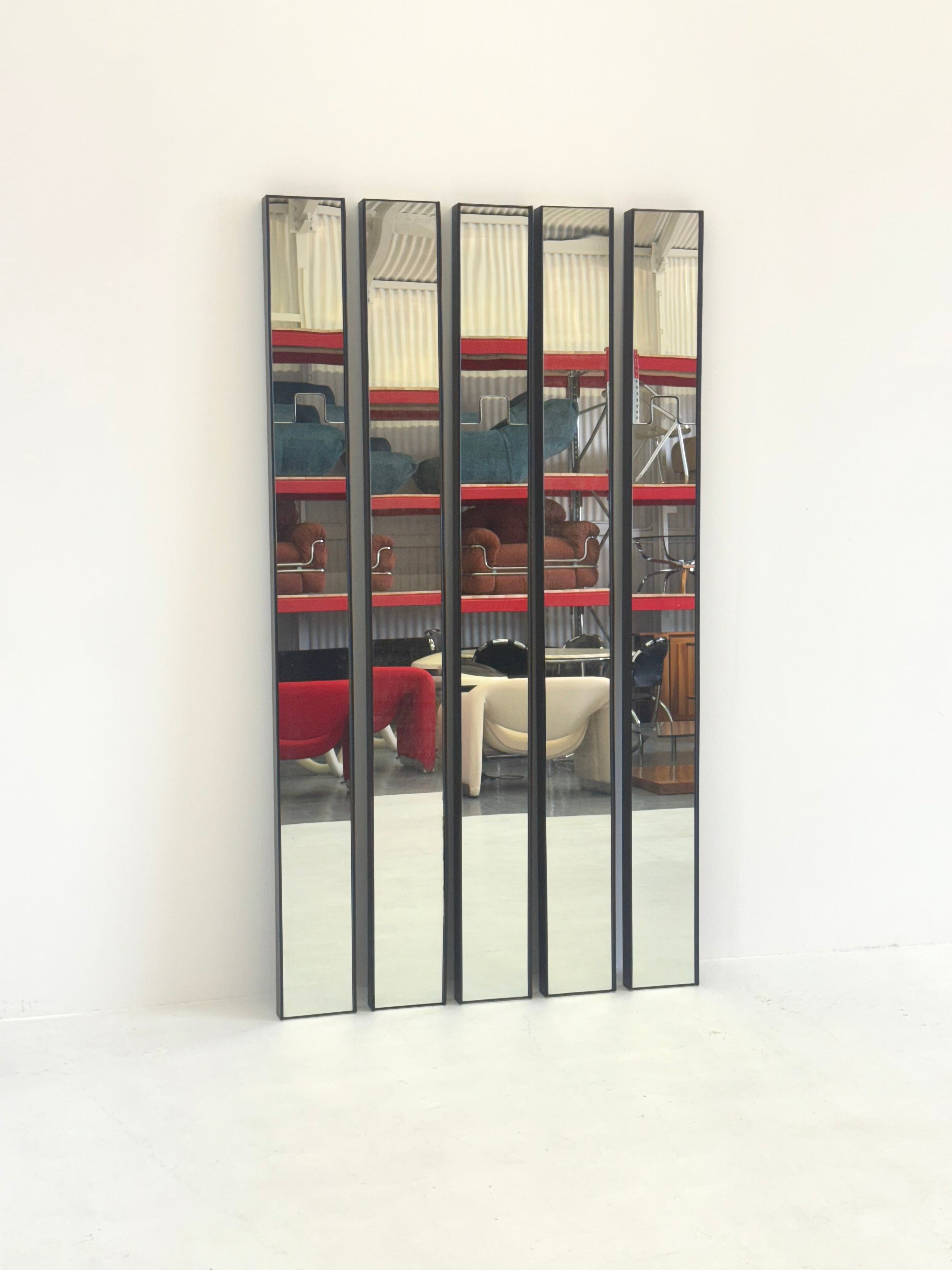 Set_of_5_Gronda_mirrors_by_Luciano_Bertoncini_for_Elco