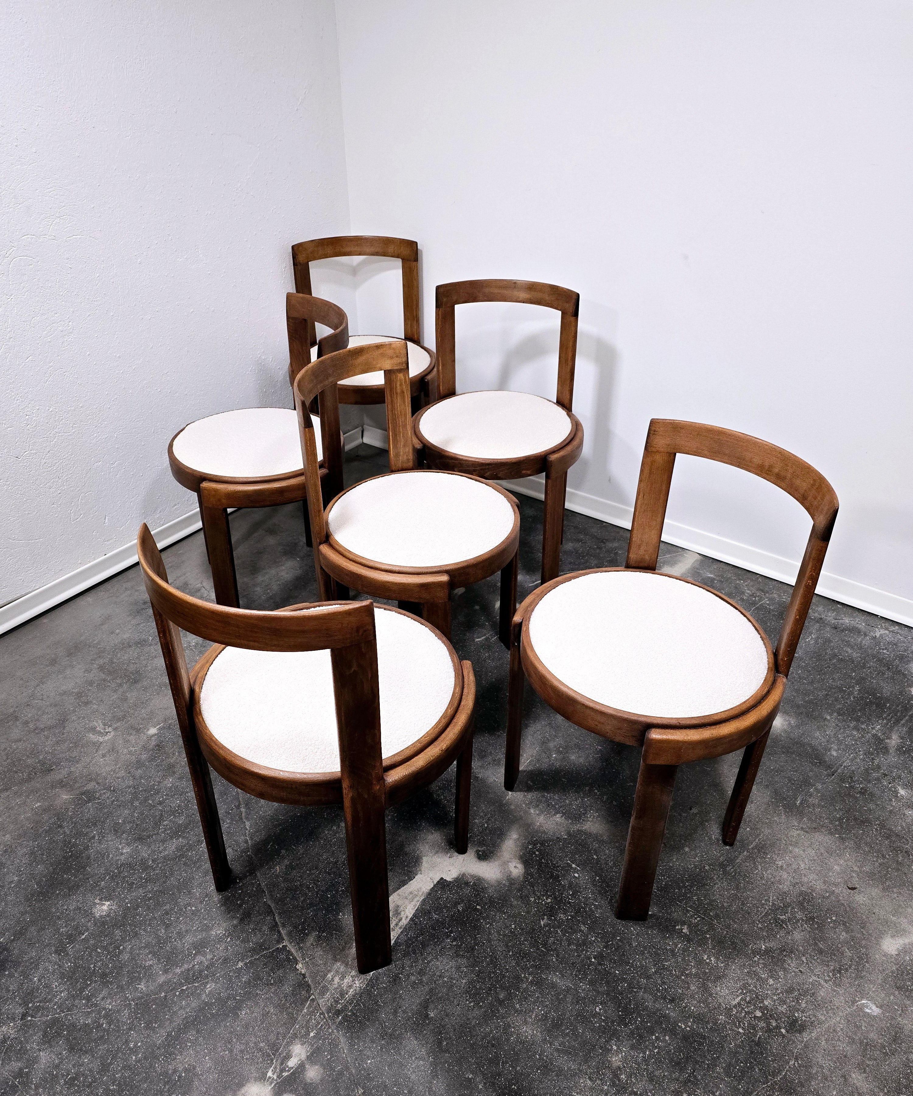 Set_of_6_Bentwood_Dining_Chairs_1960s