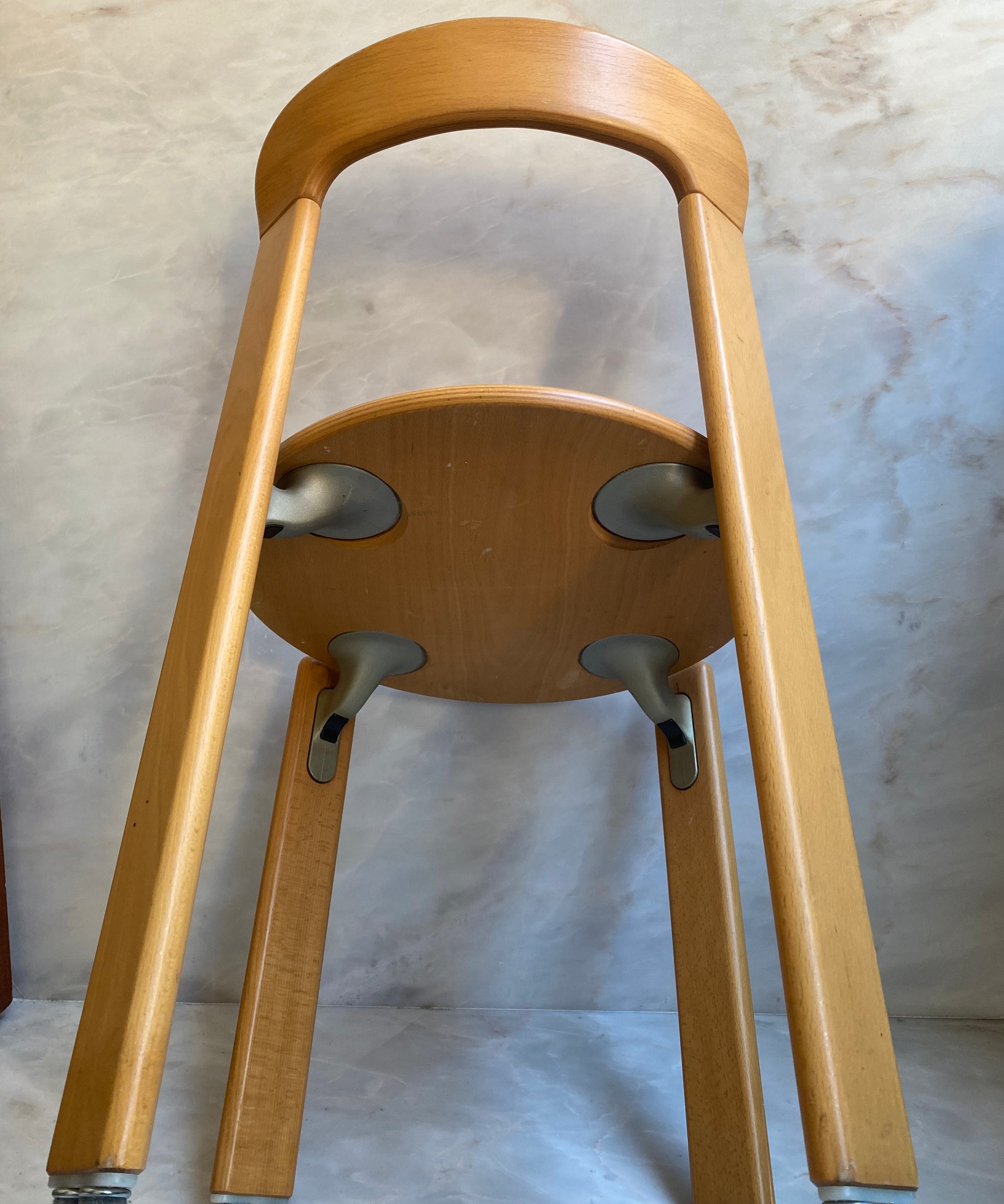 Set_of_6_Chairs_attributed_to_Bruno_Rey