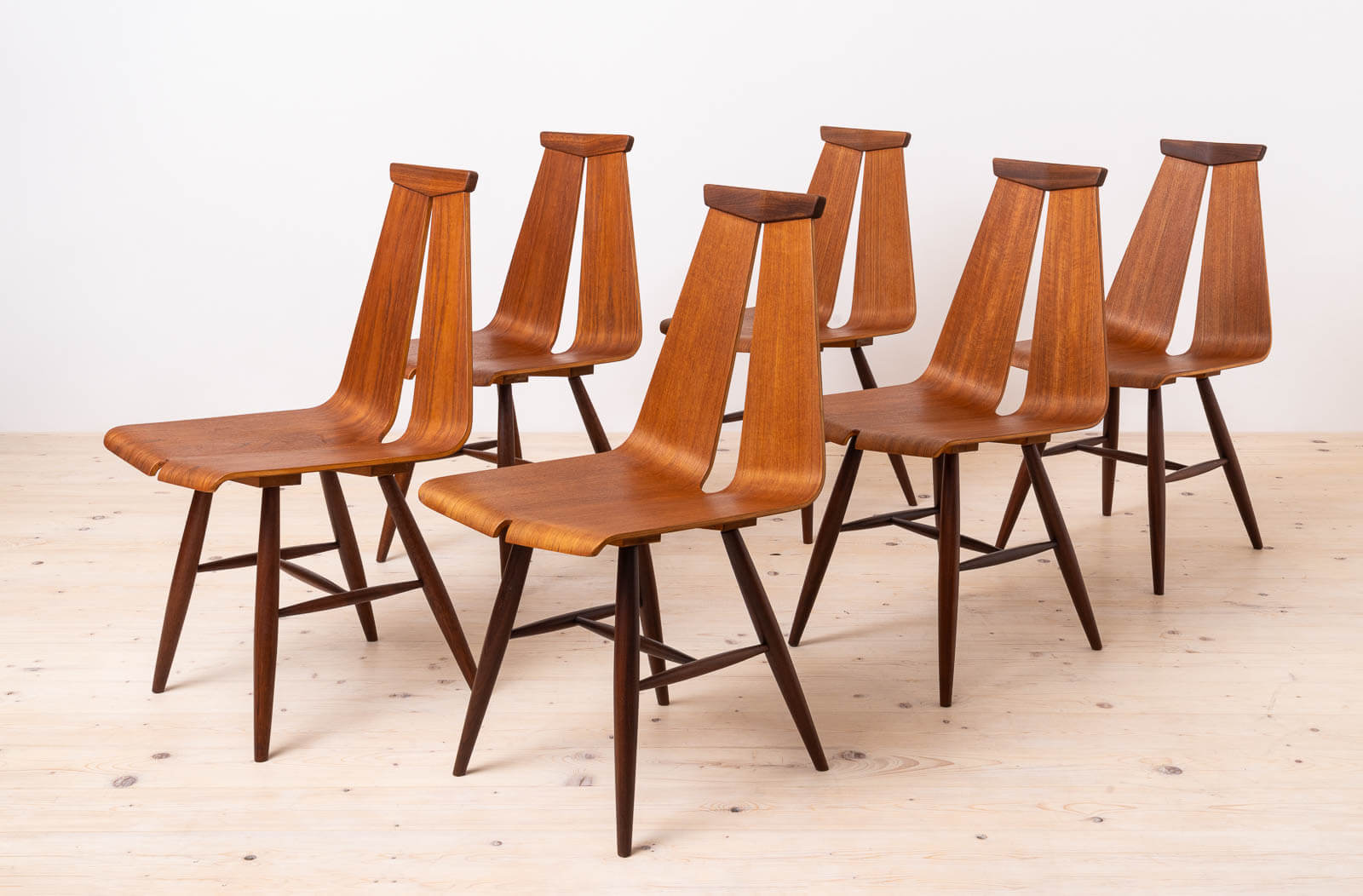 Set_of_6_Chairs_by_Risto_Halme_for_Isku,_Finland,_1960s,_Fully_Restored