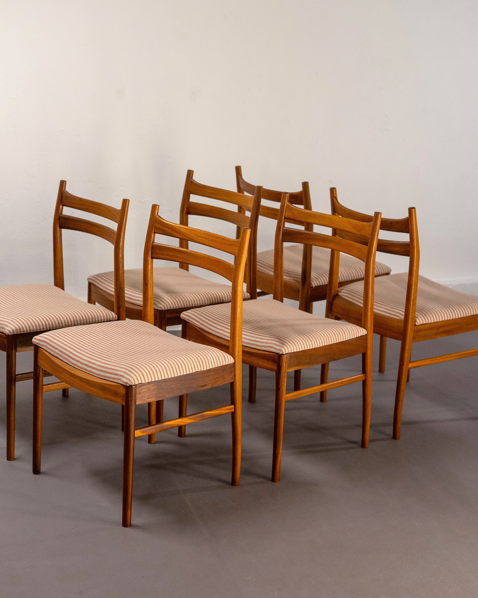 Set_of_6_Mid_Century_Teak_Dining_Chairs_by_T._Robertson_for_A.H._McIntosh_&_Co