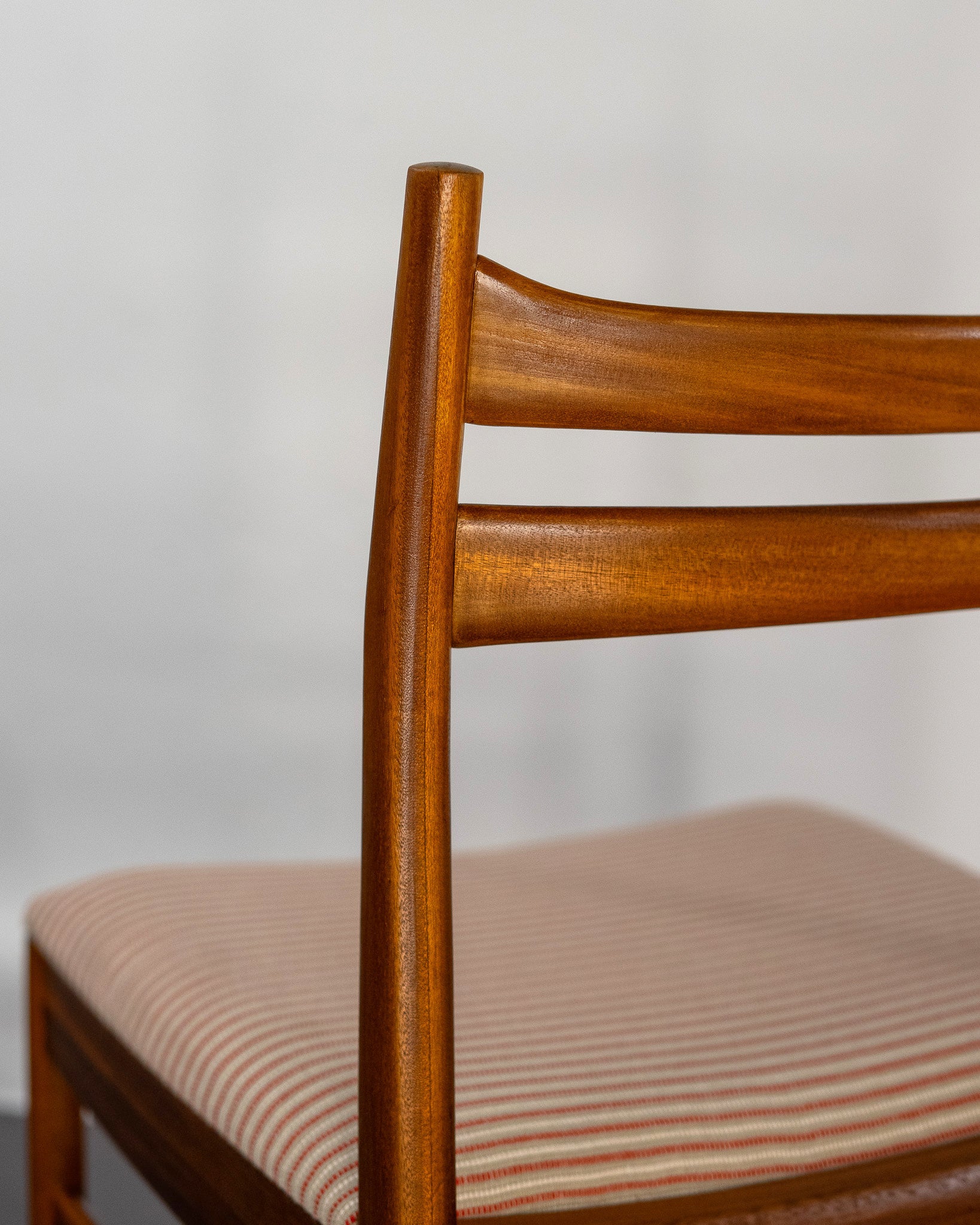 Set_of_6_Mid_Century_Teak_Dining_Chairs_by_T._Robertson_for_A.H._McIntosh_&_Co