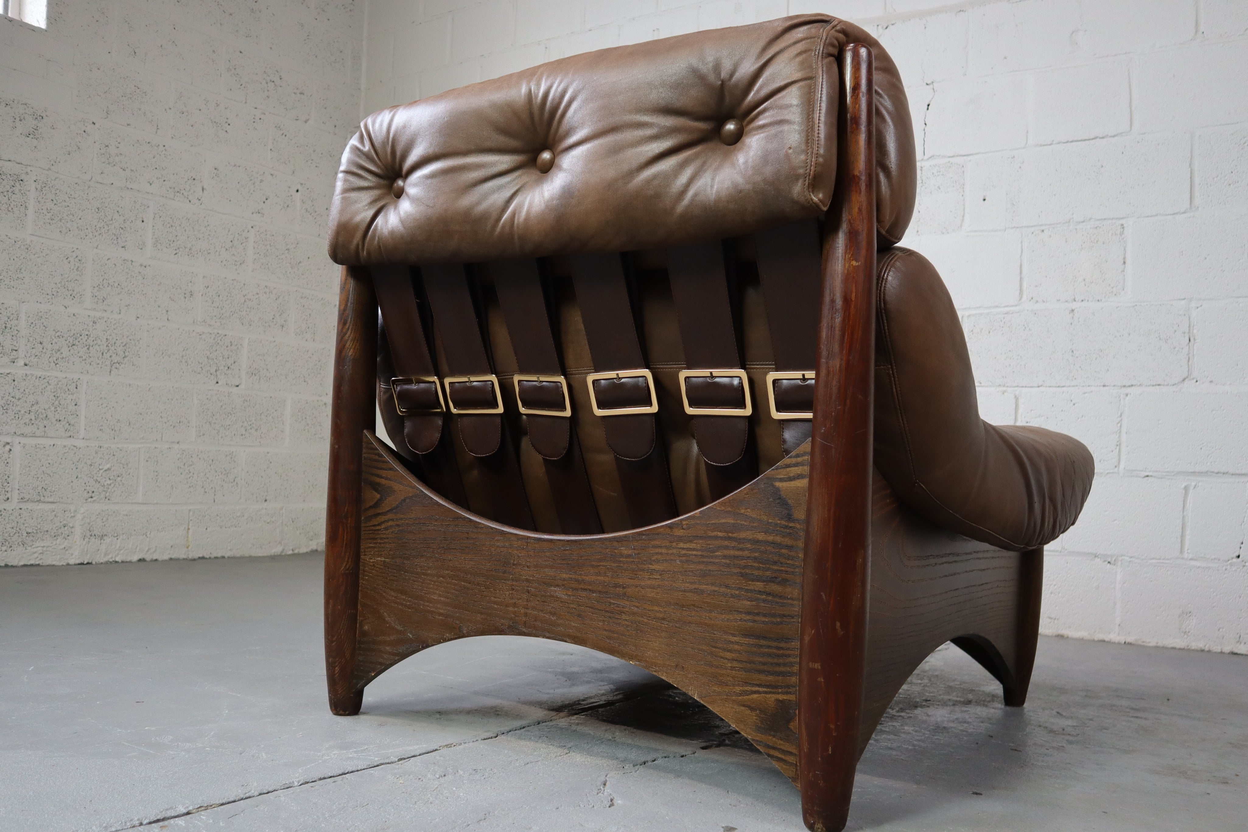 Set_of_Ranger_lounge_chair_with_ottoman_by_Erik_Deforce_for_Gervan_Belgium_1970