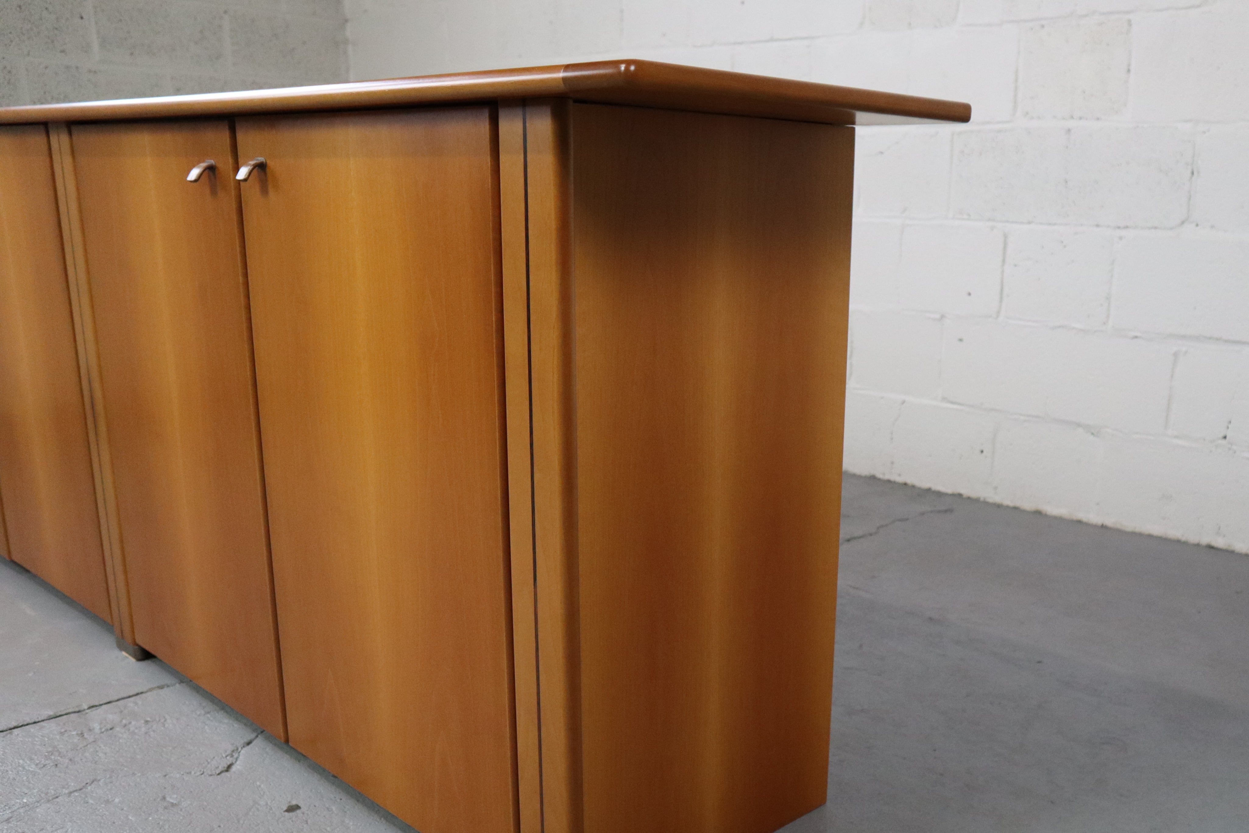 Sideboard_by_Molteni_C_Italy_1990s