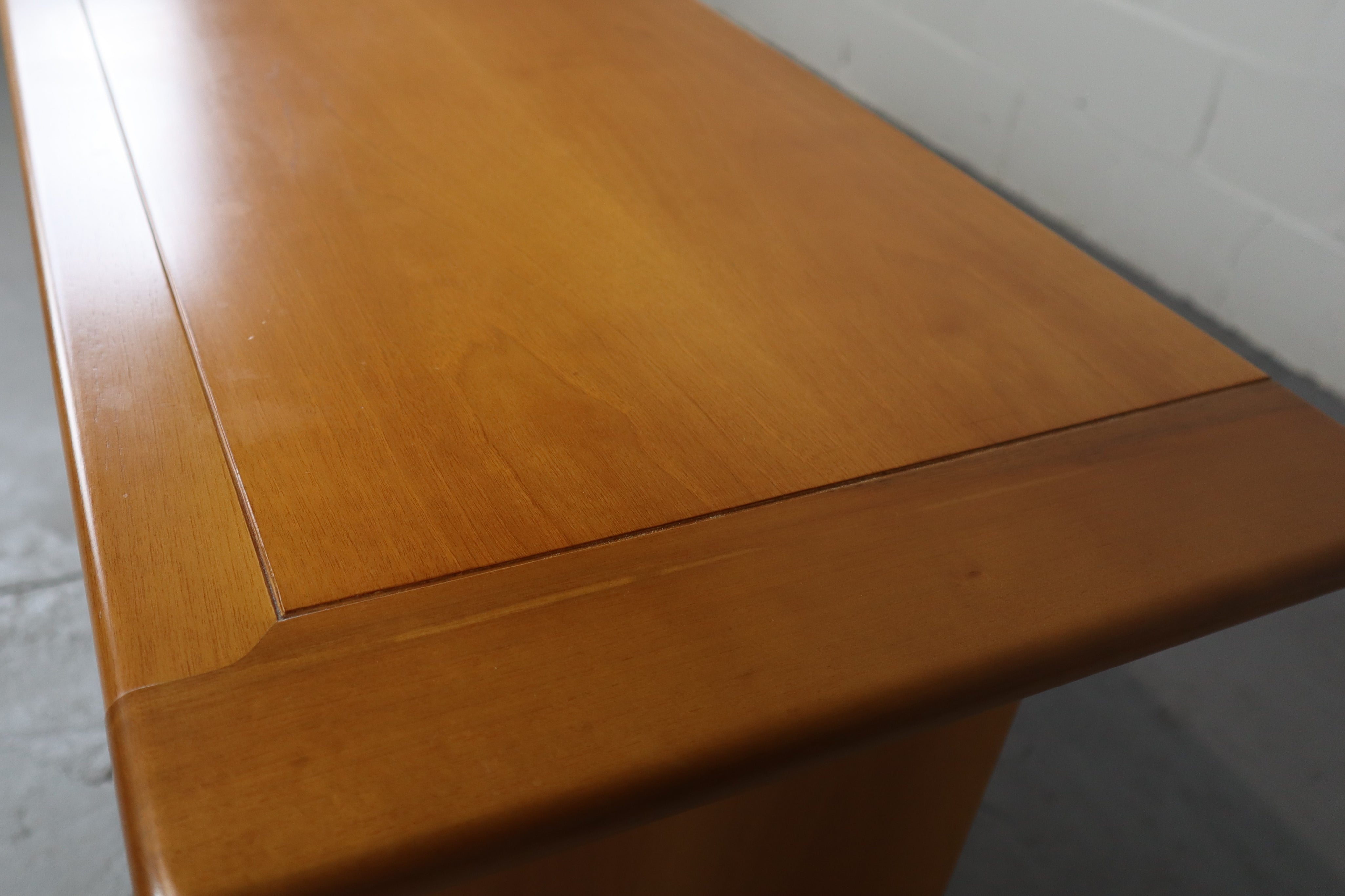 Sideboard_by_Molteni_C_Italy_1990s