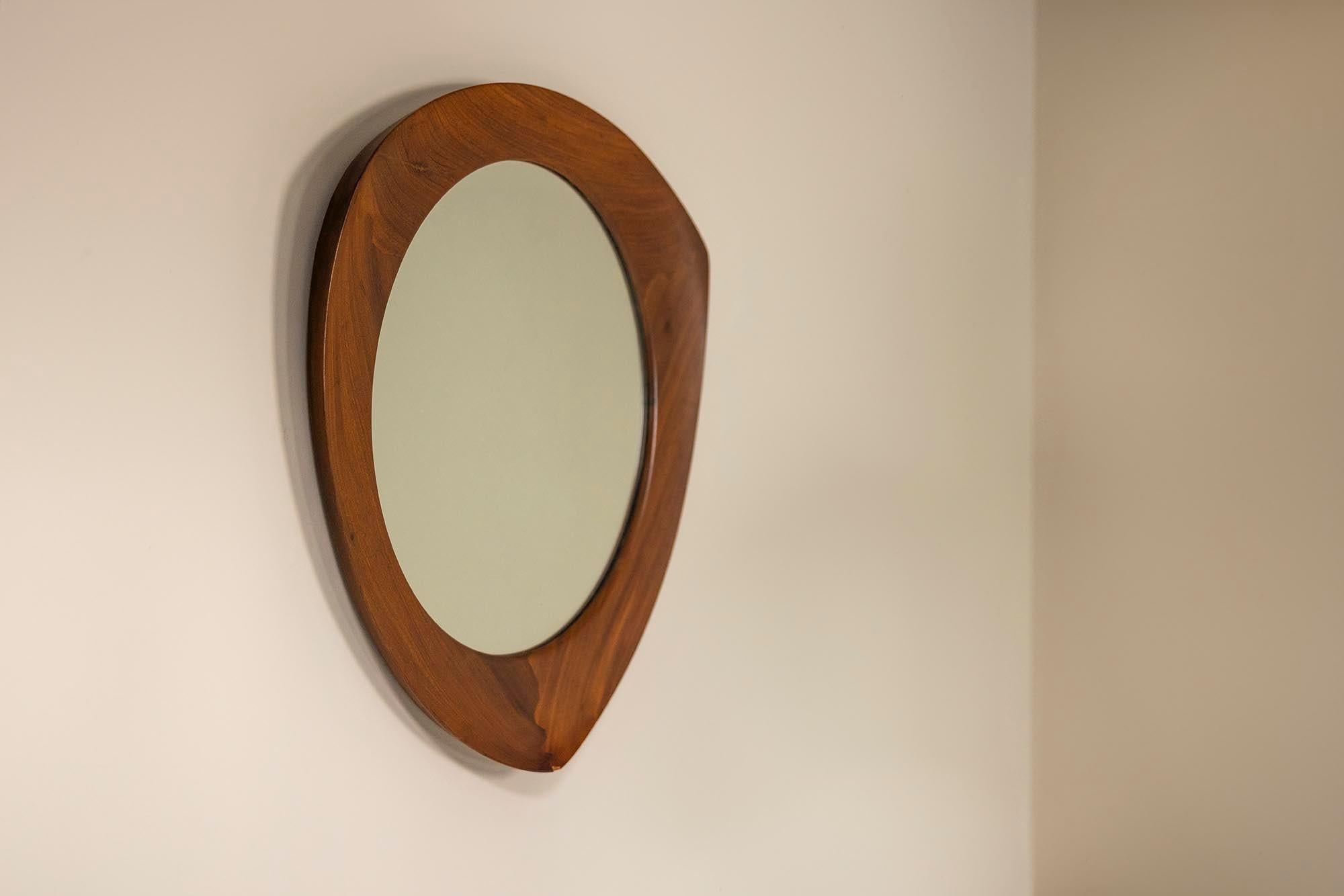 Smoothly_Shaped_Triangular_Teak_Mirror_by_Campo_e_Graffi_Italy_1960s
