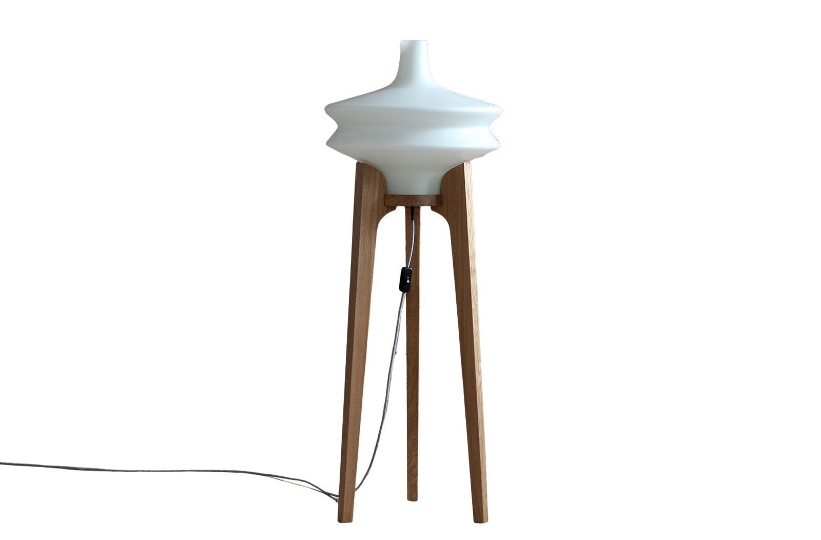 Space_Age_Floor_Lamp,_White_Glass_Lampshade,_Wooden_Tripod_Base,_Czechoslovakia,_1960s