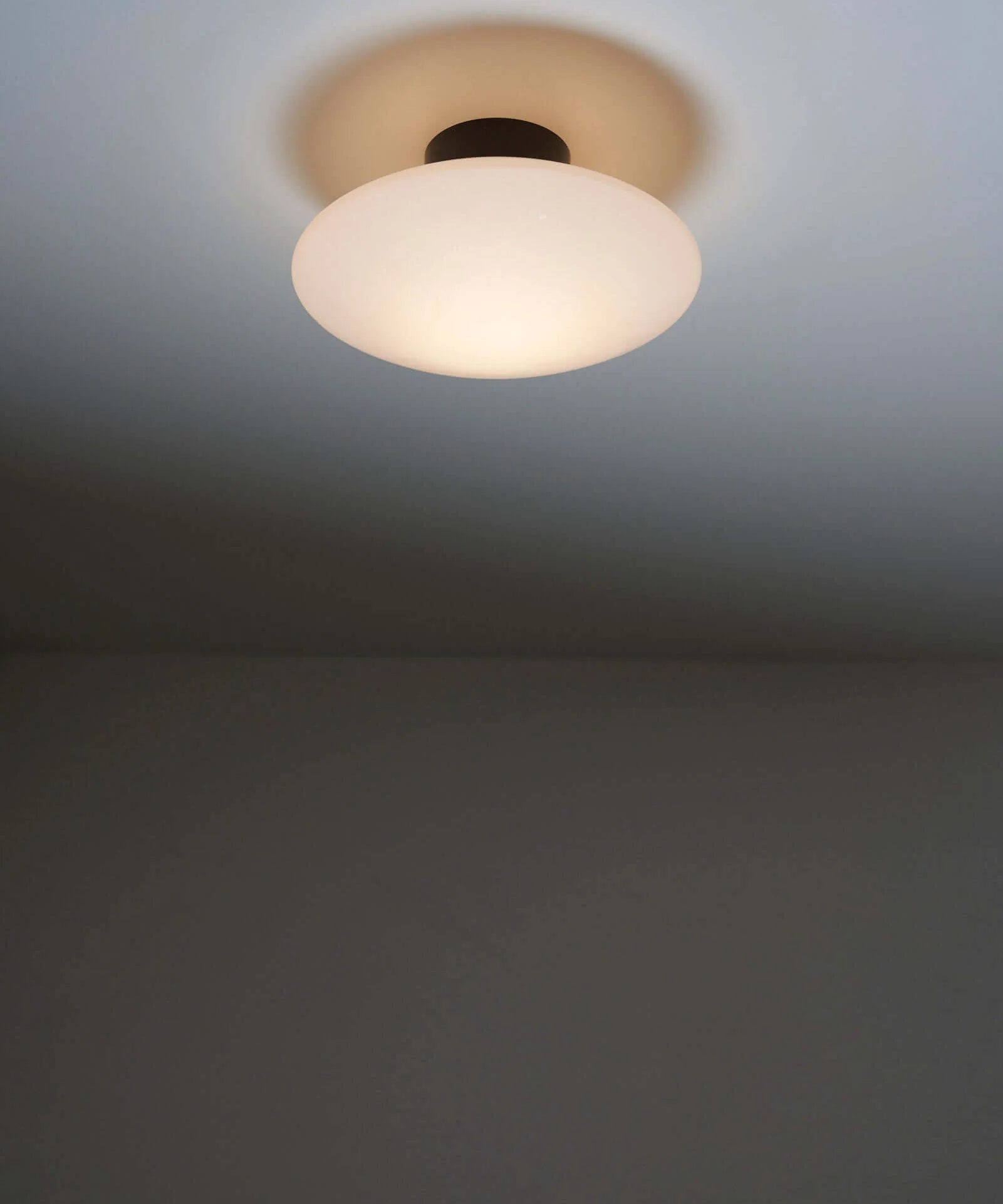 Space_Age_Glass_UFO_Wall_Lamp_HoSo_Hoffmeister