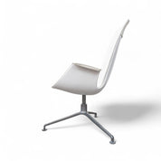 Swivel_Tulip_chair_FK6725_by_Preben_Fabricius_J_rgen_Kastholm