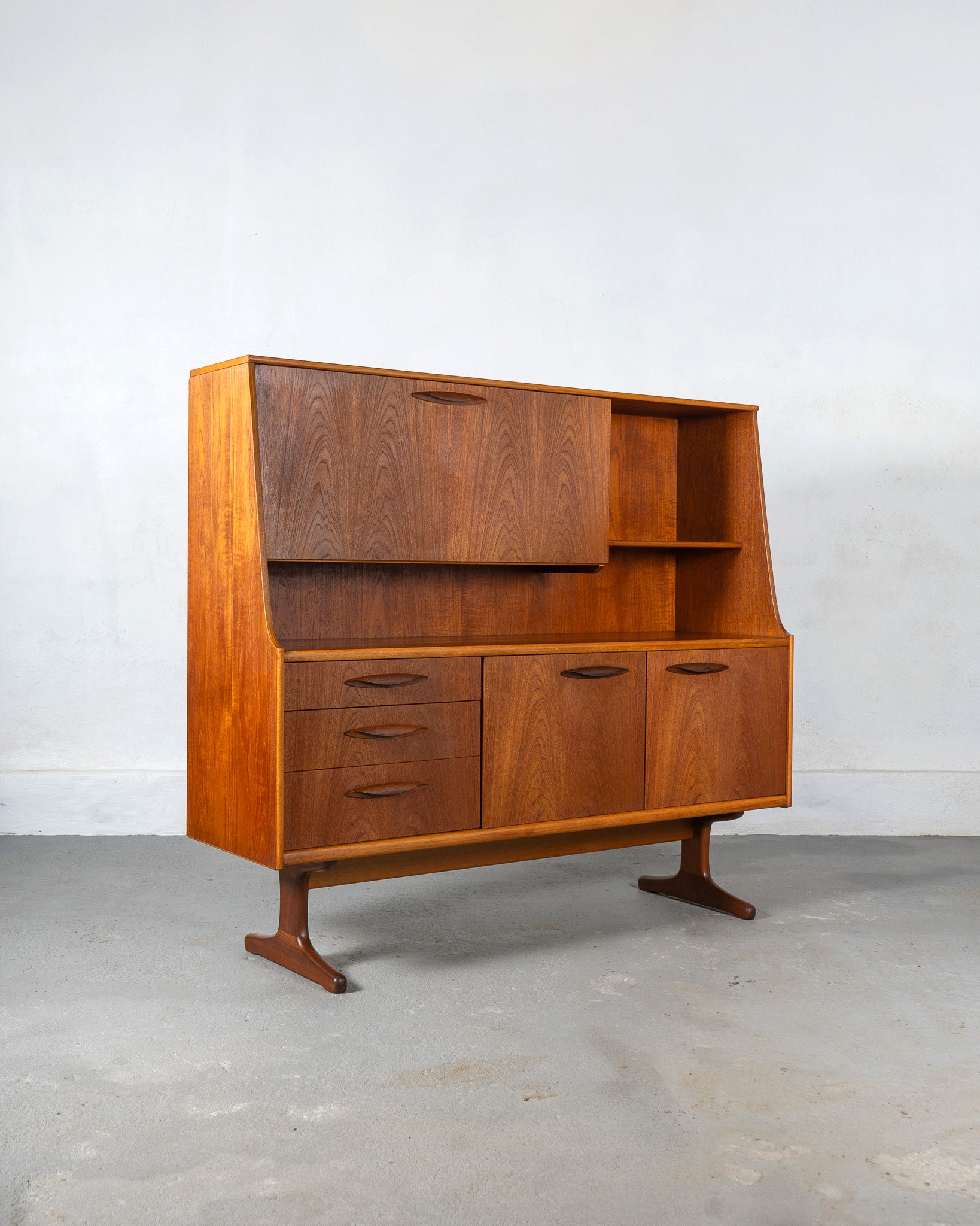 Teak_Sideboard_by_Frank_Guille_for_Austinsuite