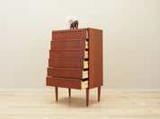 Teak_chest_of_drawers_Danish_design_1970s