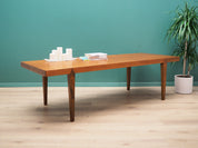 Teak_coffee_table_Danish_design_1970s_manufacturer_Severin_Hansen