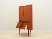 Teak_corner_cabinet_Danish_design_1970s_production_Denmark