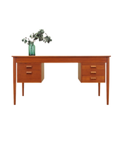 Teak_desk_Danish_design_1960s_by_B_rge_Mogensen