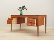 Teak_desk_Danish_design_1960s_by_B_rge_Mogensen