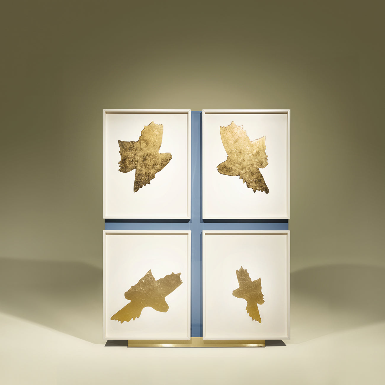 The_leaves_that_are_birds_Cabinet