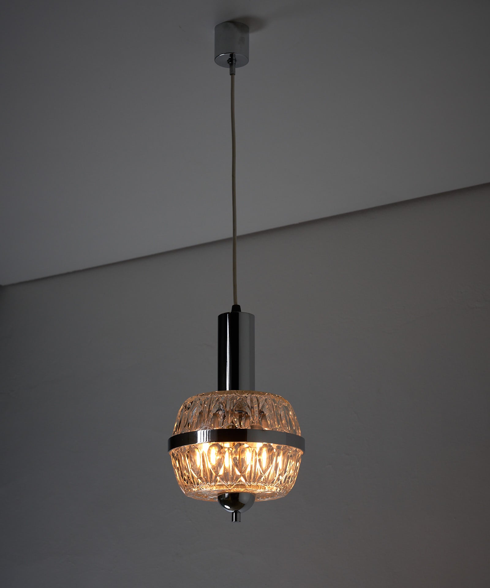 Thick_Glass_Pendant