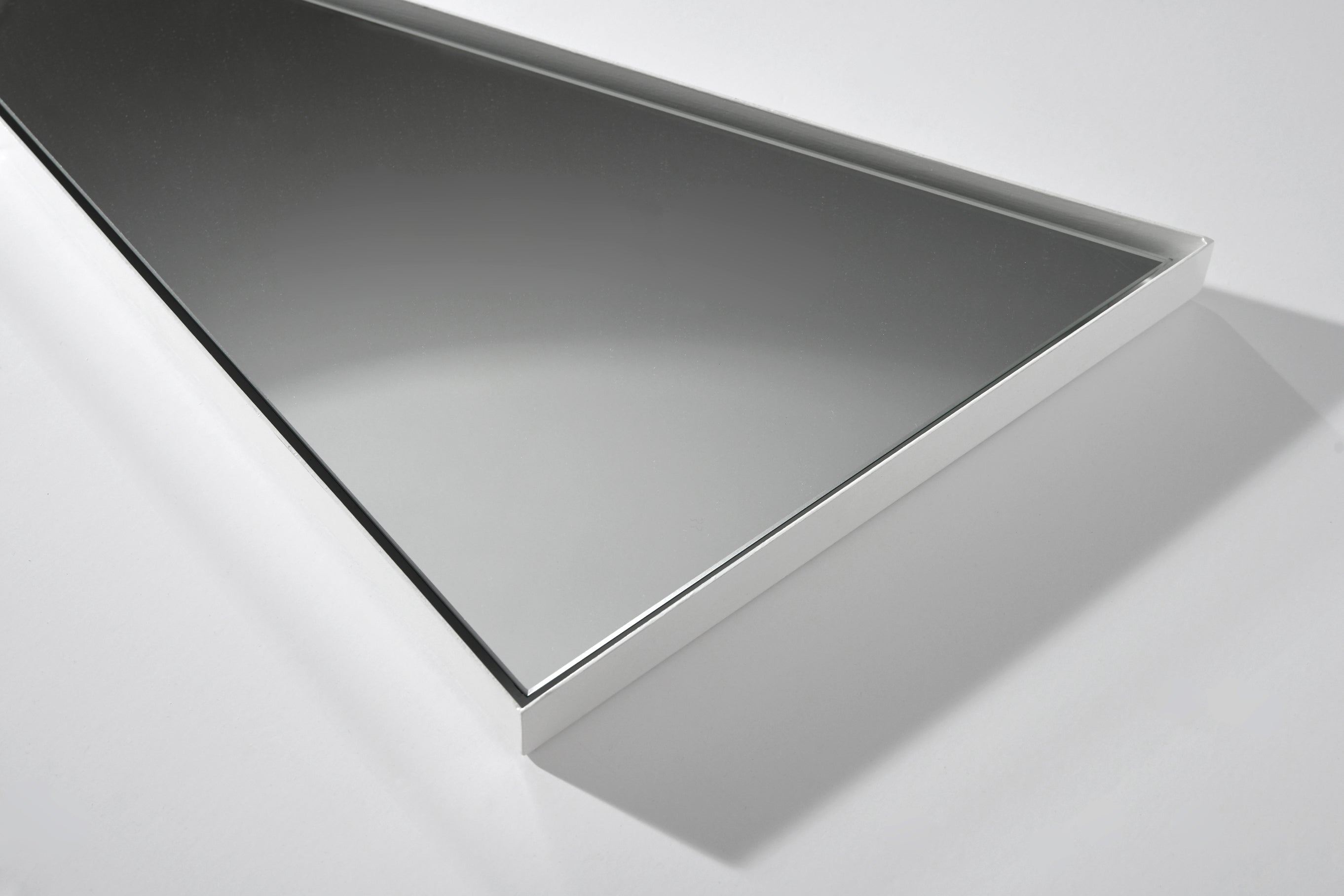 Triangle_s_Mirror_by_Filipe_Condado