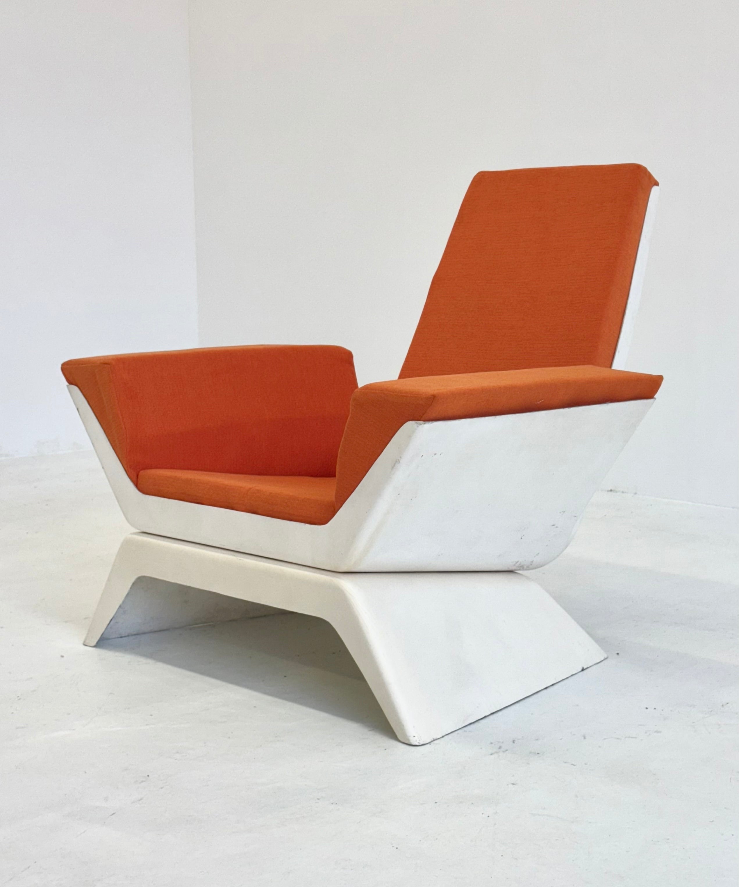 Unique_orange_space_age_vintage_armchair