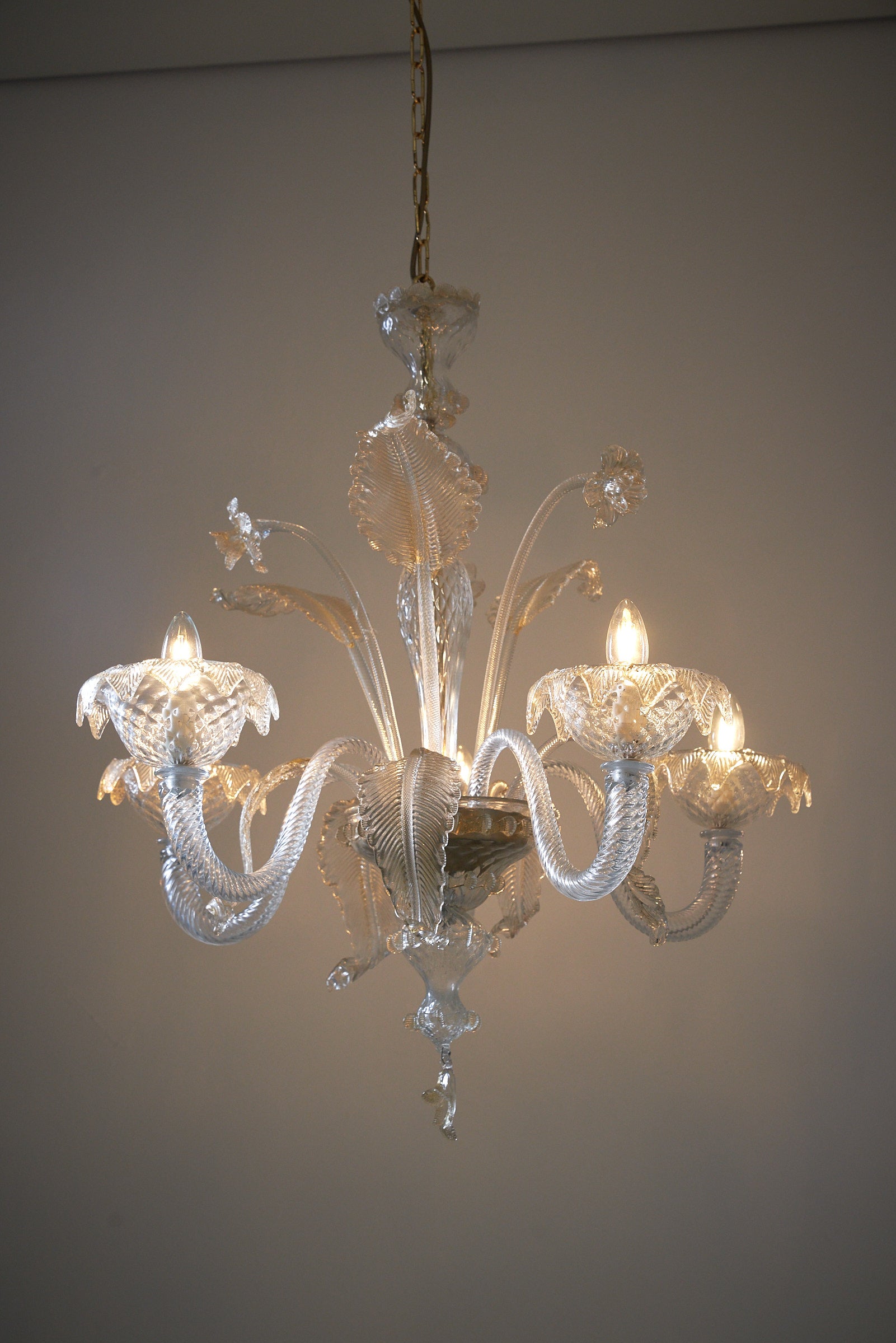 Upward_Glass_Chandelier_Murano