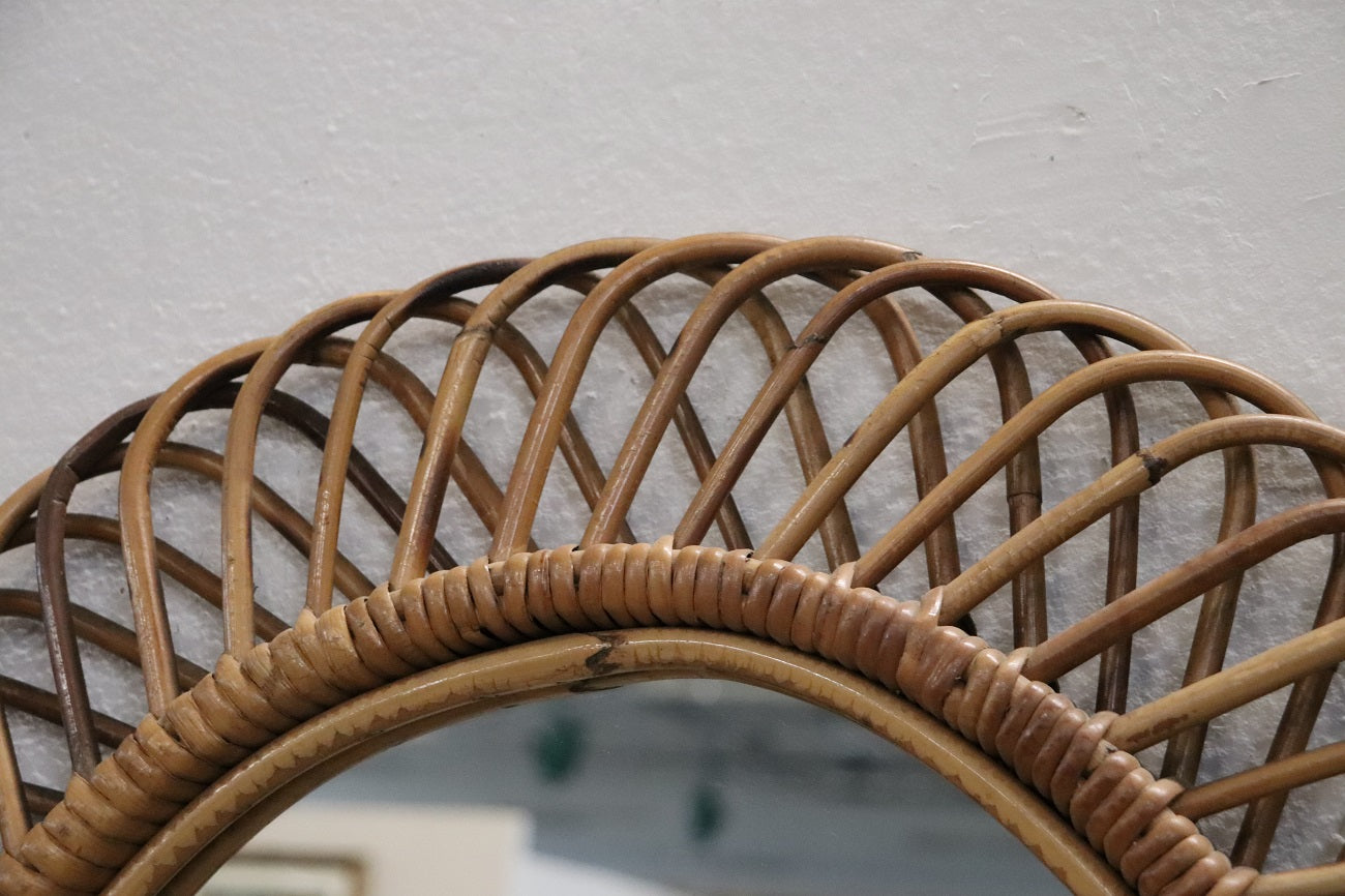 Vintage_Bamboo_Oval_Wall_Mirror_1960s