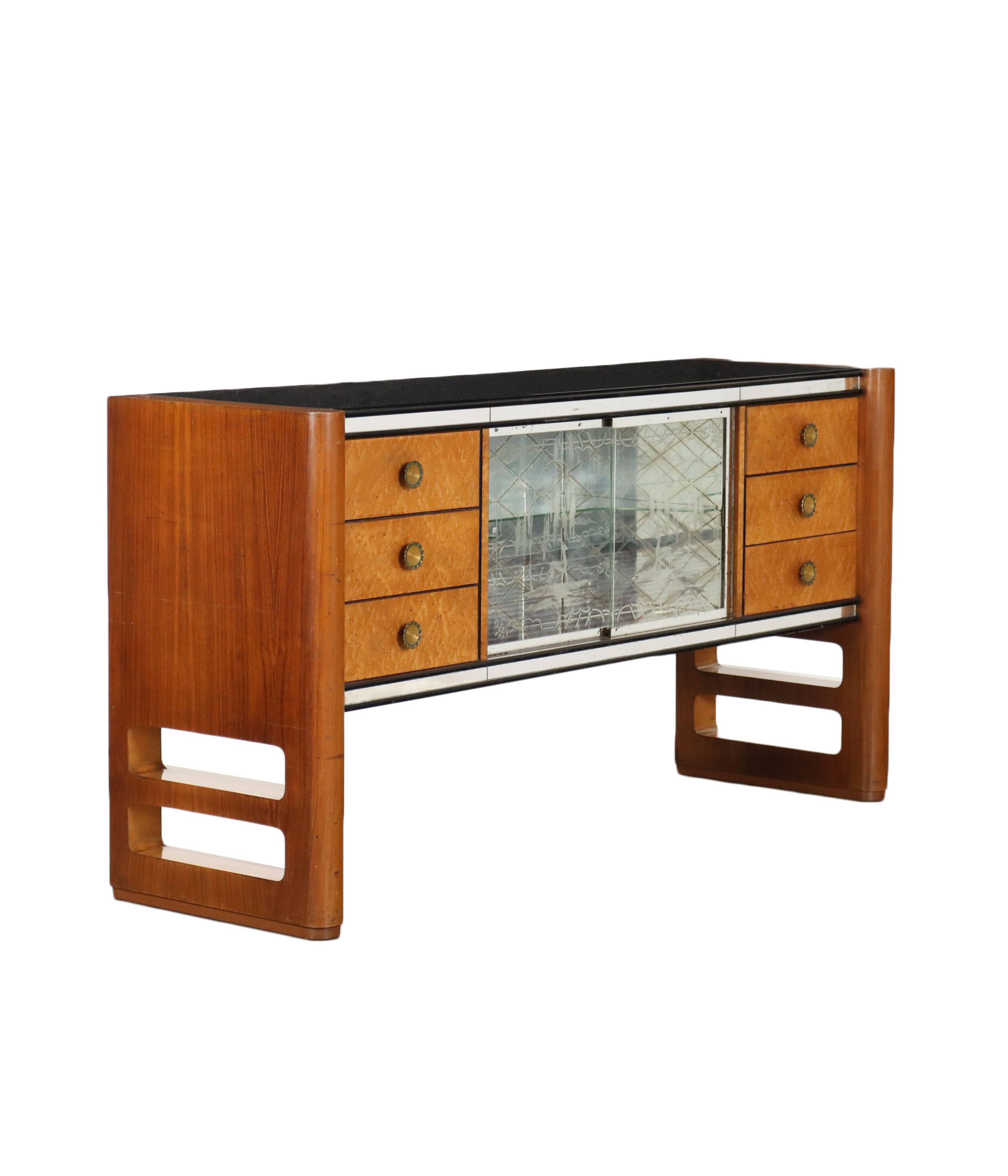 Vintage_Cabinet_Palazzi_dell_Arte_Cant_Walnut_Brass_Italy_1940s