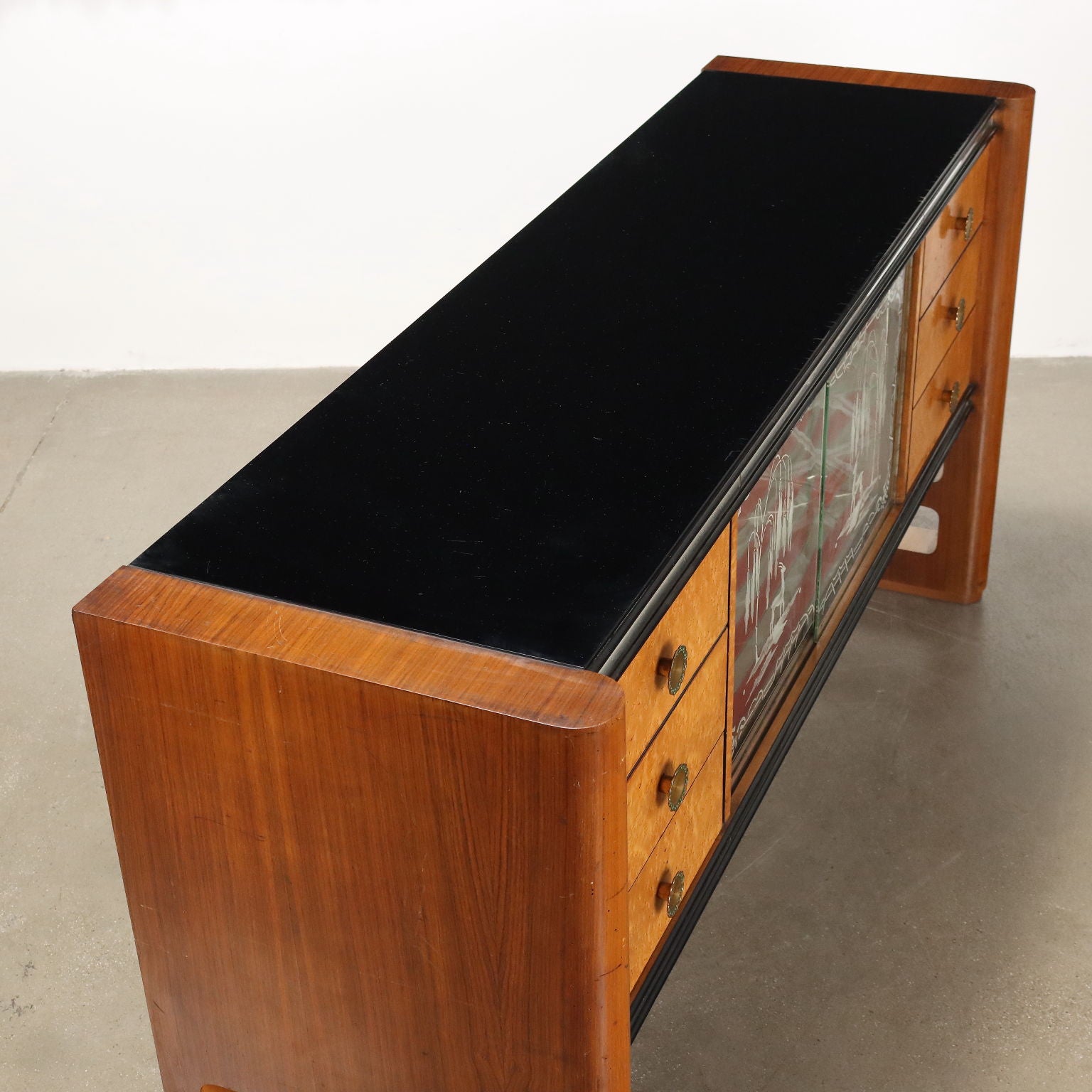 Vintage_Cabinet_Palazzi_dell_Arte_Cant_Walnut_Brass_Italy_1940s