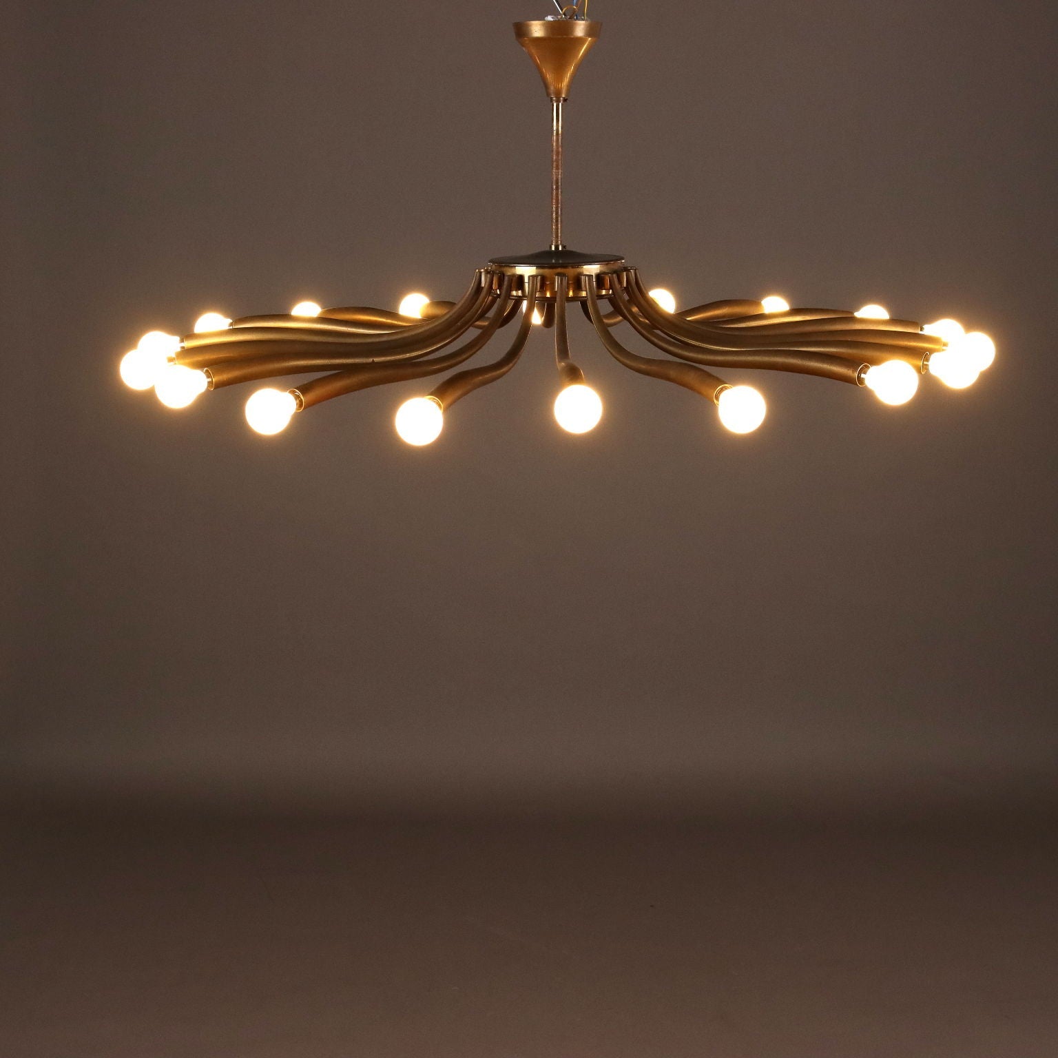 Vintage_Chandelier_Brass_Italy_1950s