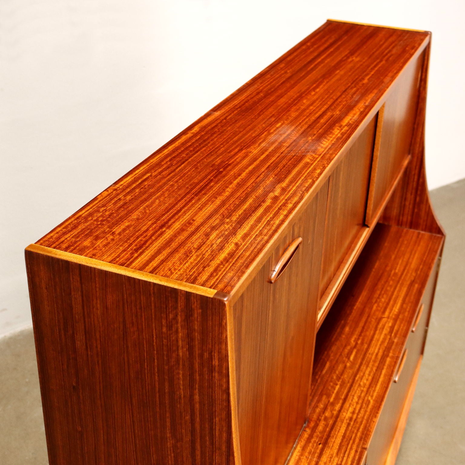 Vintage_Cupboard_Teak_Veneered_Wood_Hinged_Doors_1960s