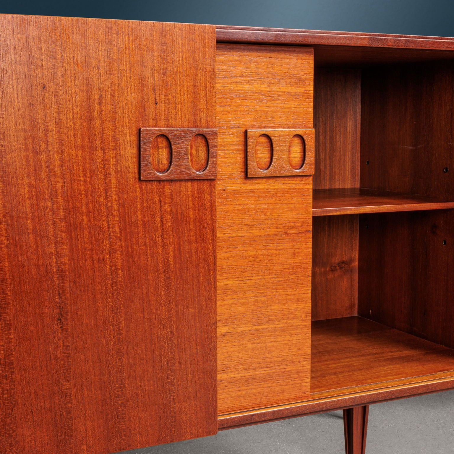 Vintage_Cupboards_F.lli_Proserpio_Teak_1960s