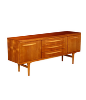 Vintage_Sideboard_Teak_Veneer_Italy_1960s