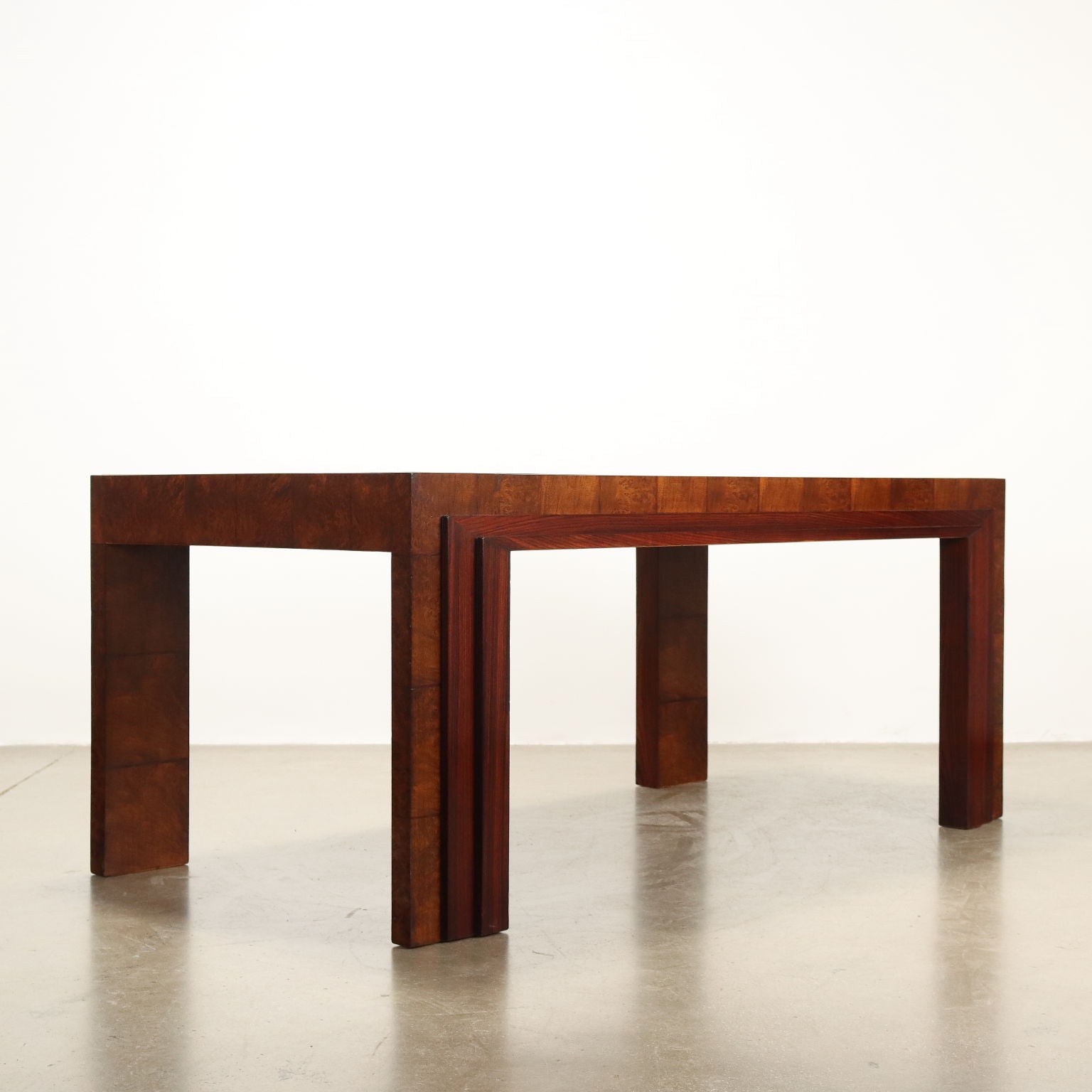 Vintage_Table_Walnut_Burl_Veneer_Italy_1920s