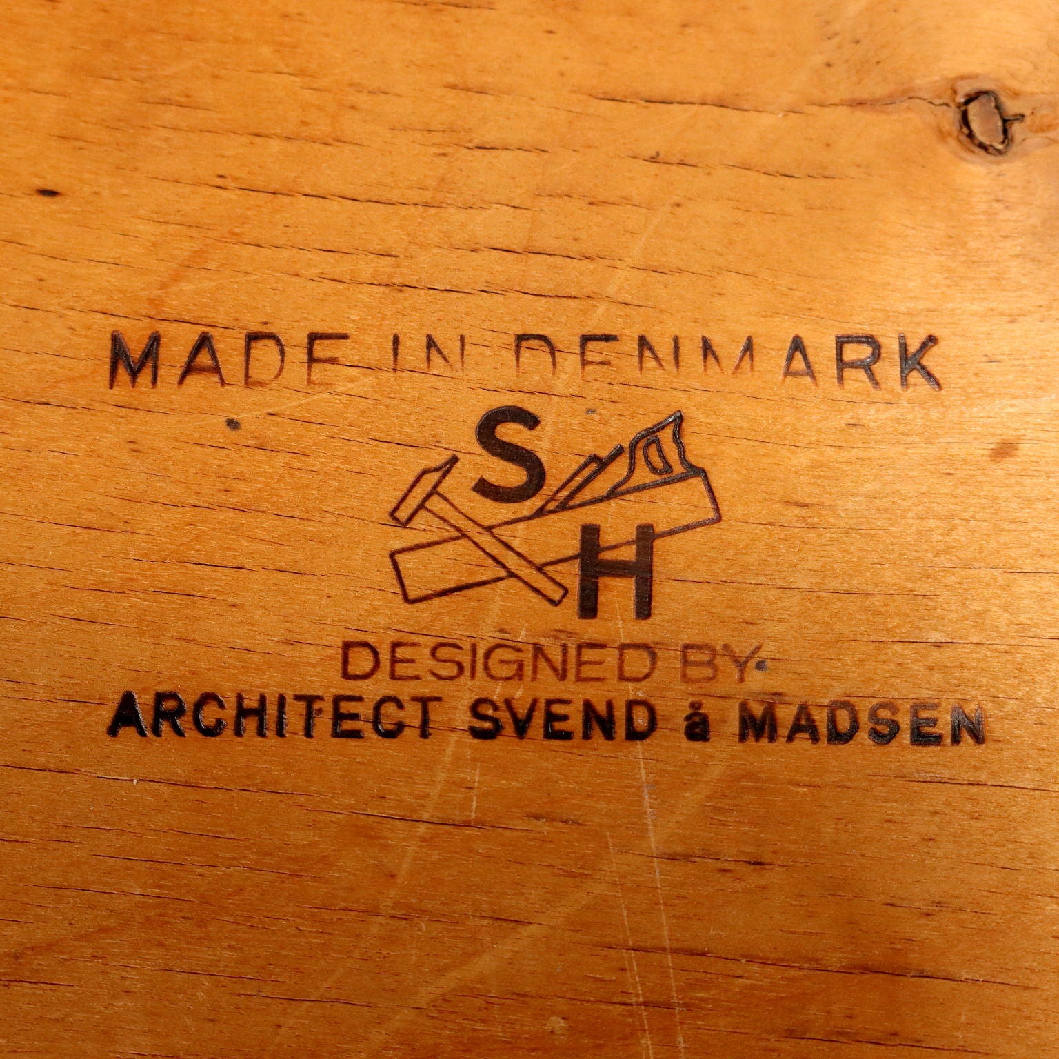 Vintage_Writing_Desk_Svend_ge_Madsen_for_Sigurd_Hansen_Teak_1950s