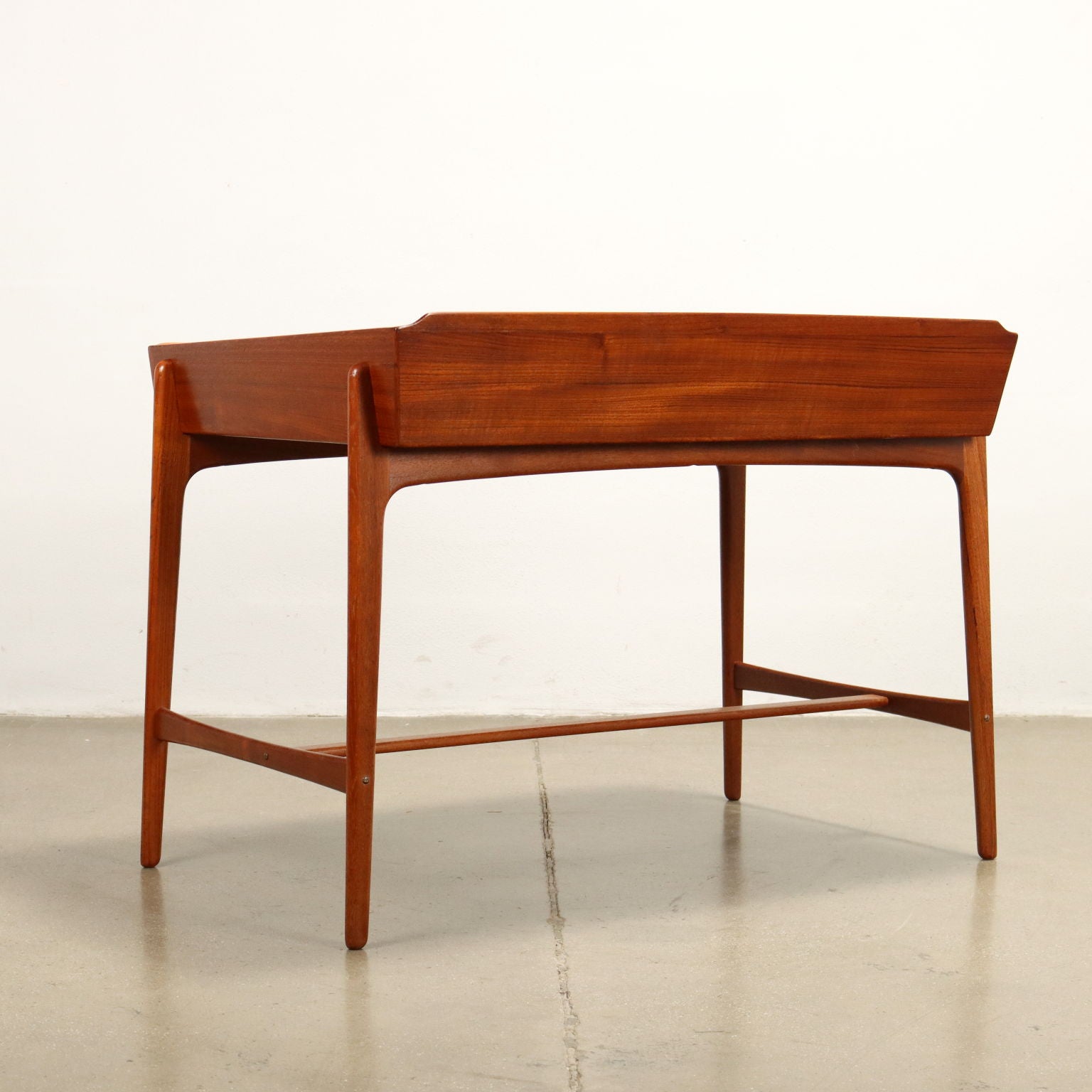 Vintage_Writing_Desk_Svend_ge_Madsen_for_Sigurd_Hansen_Teak_1950s