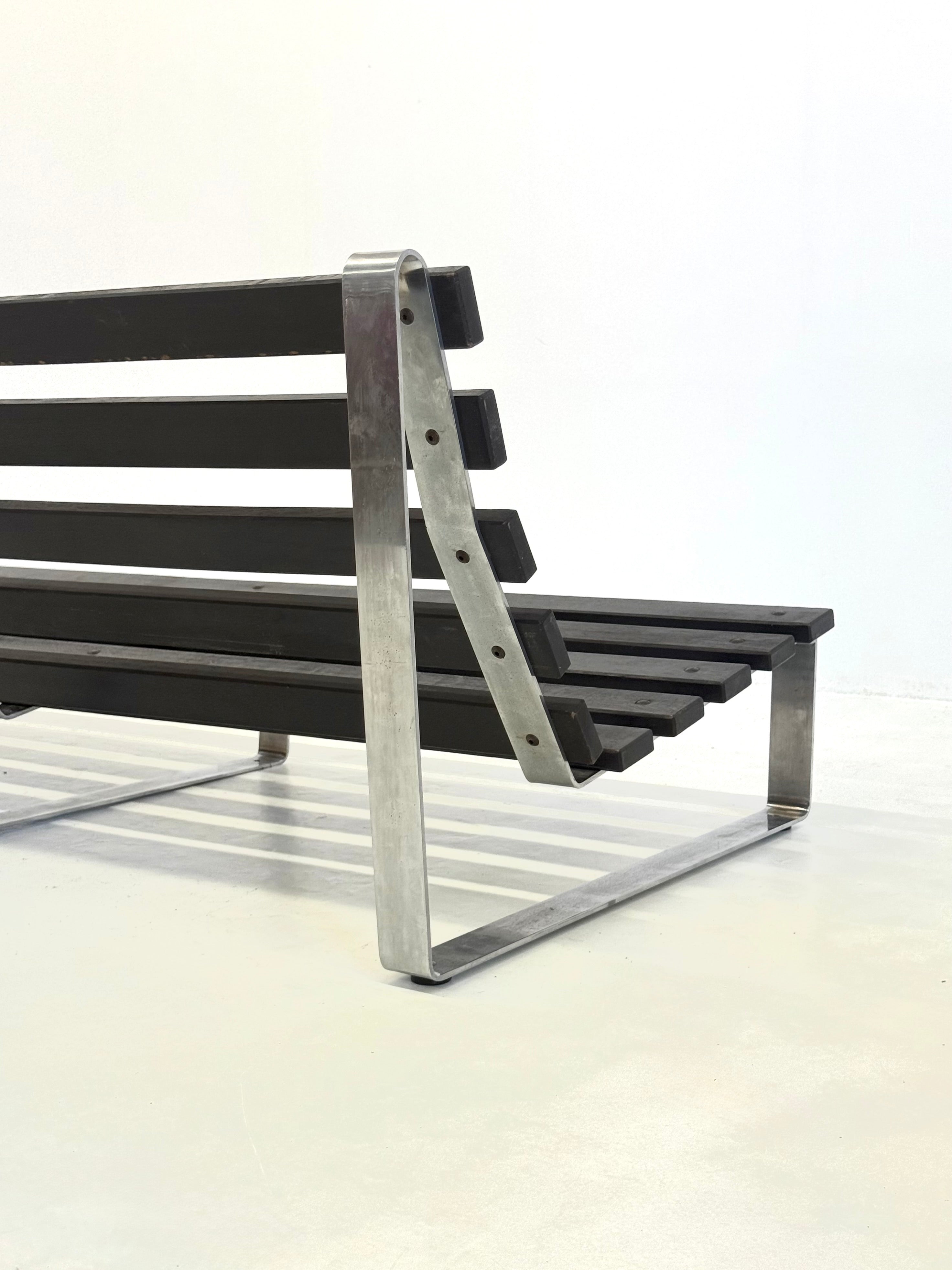 Vintage_slatted_bench_by_Kho_Liang_Ie_for_Artifort