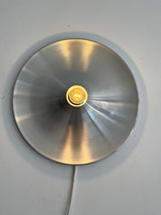Wall_Lamp_in_Aluminum,_1970s