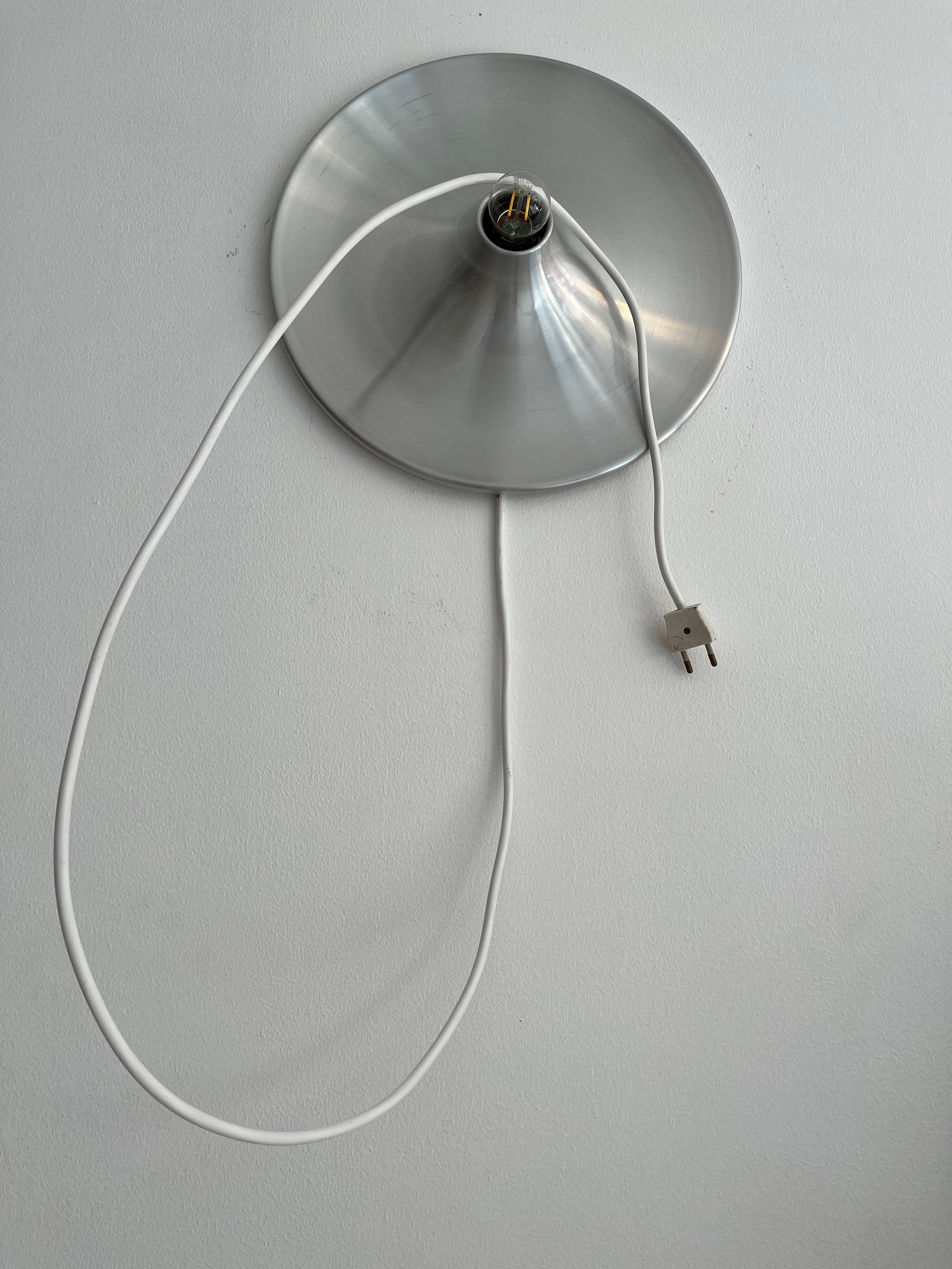 Wall_Lamp_in_Aluminum,_1970s