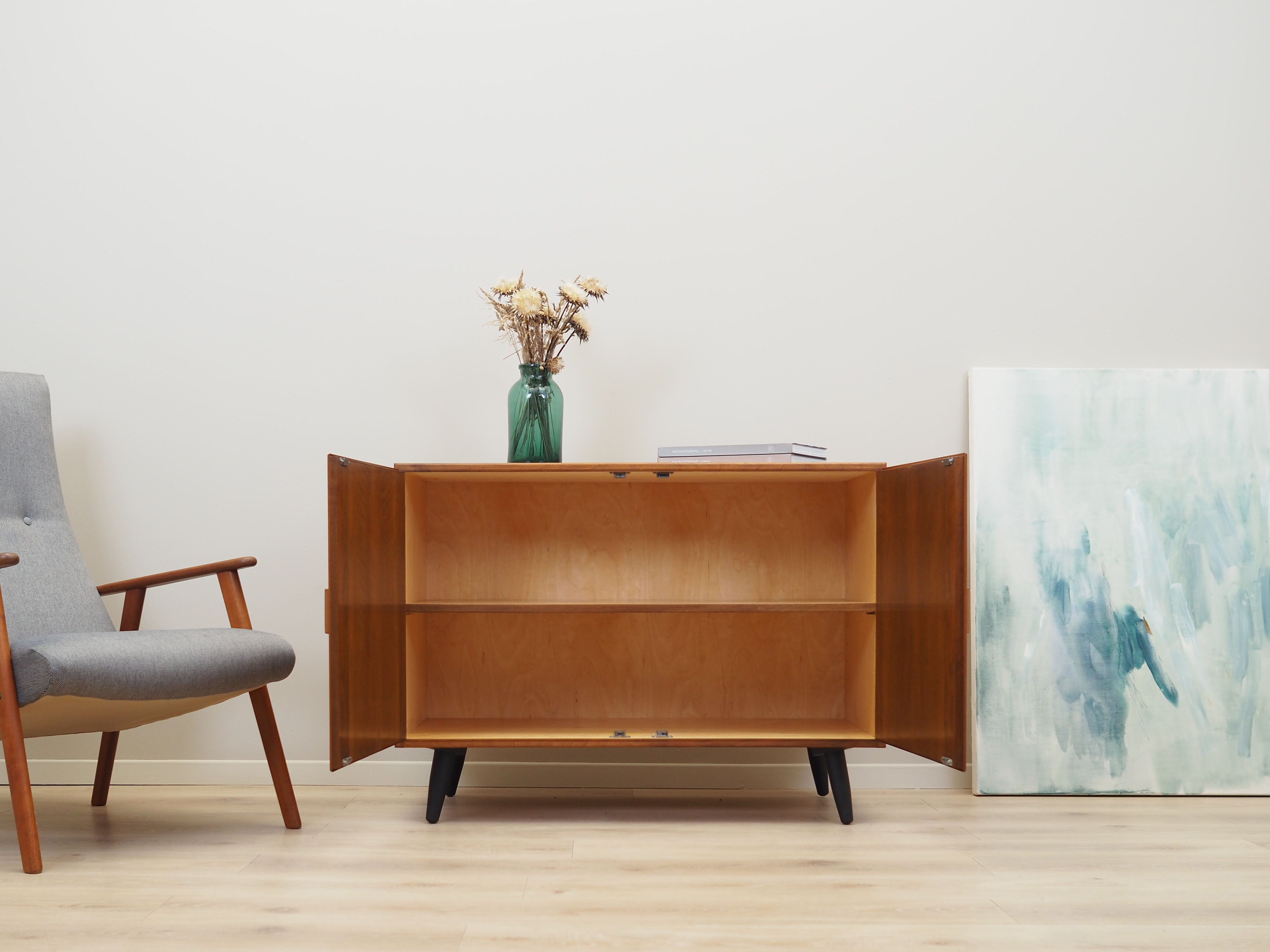 Walnut_cabinet_Danish_design_1960s_designer_B_rge_Mogensen