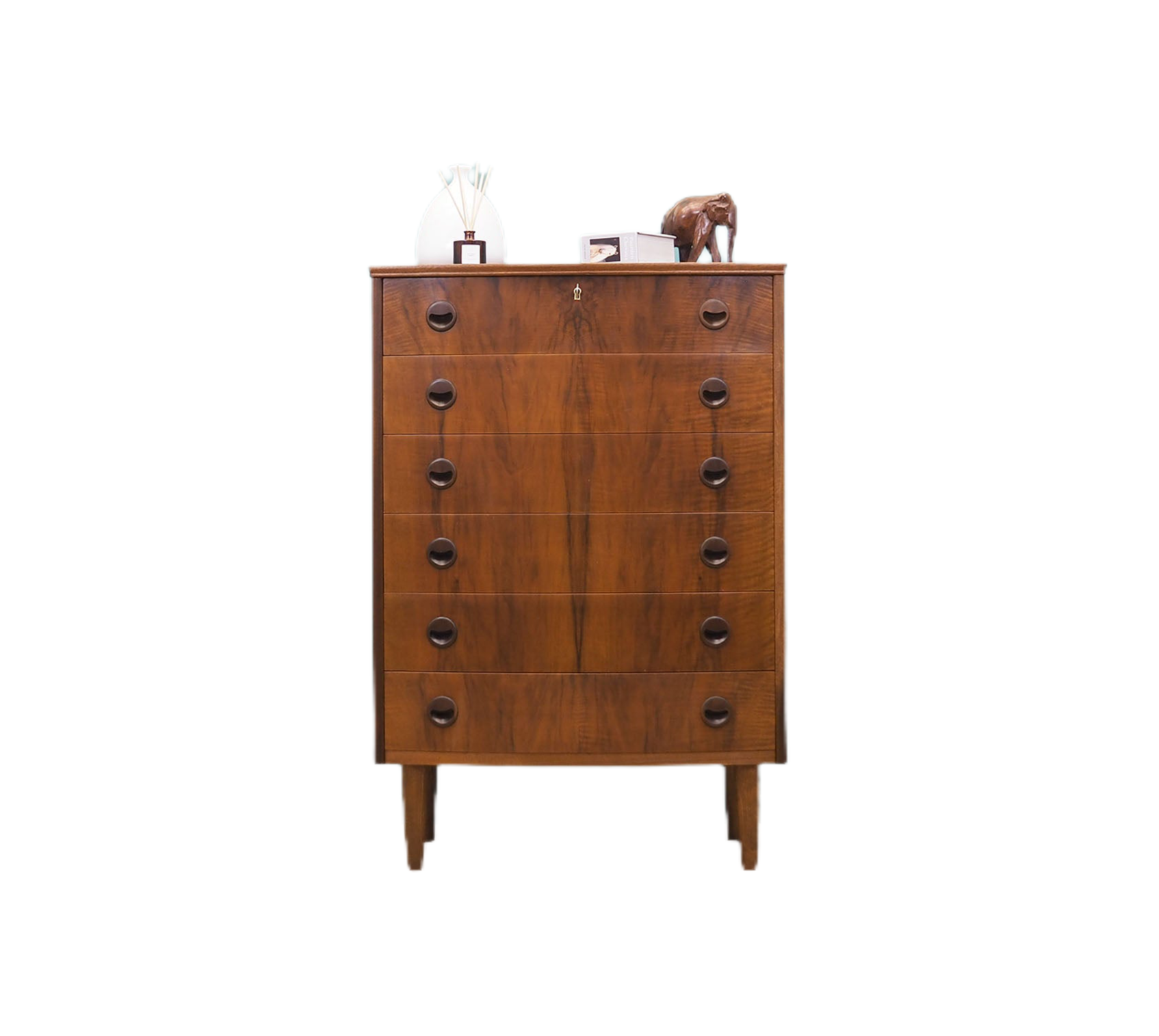 Wooden_Chest_of_drawers_in_Brown