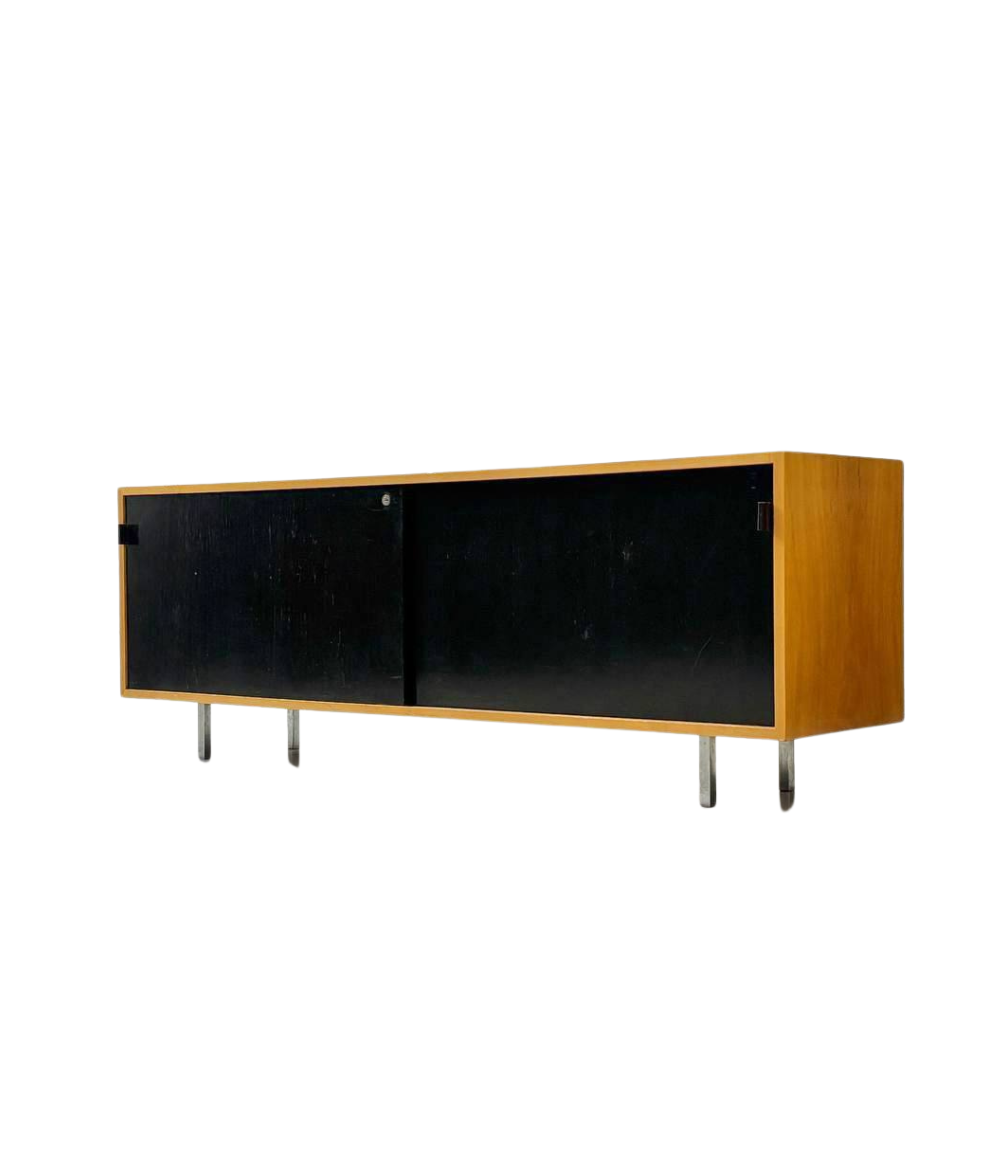 Walnut_sideboard_from_Knoll_International_wohnbedarf_1960s