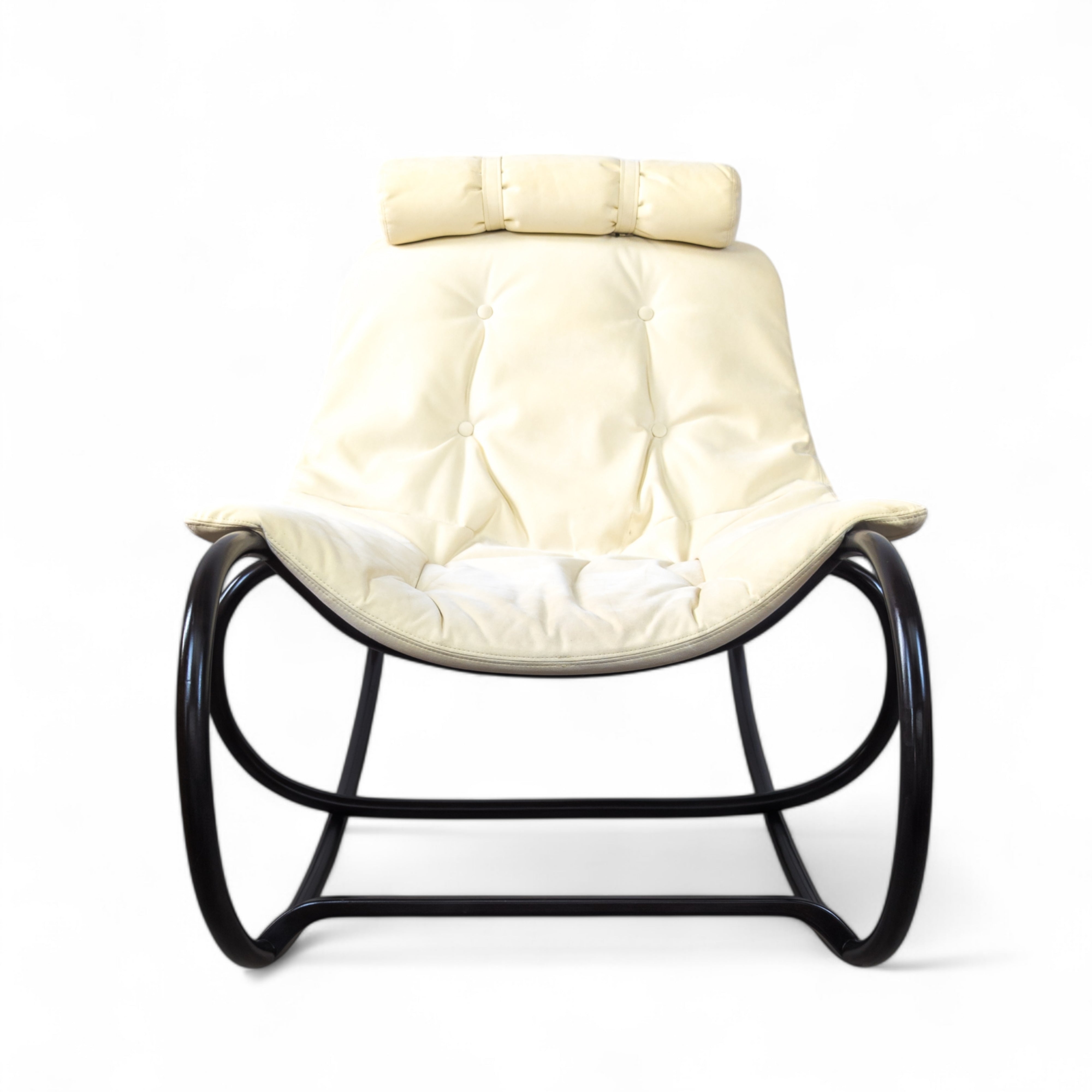 Wave_bentwood_rocking_lounge_chair_by_Michal_Riabic_for_TON