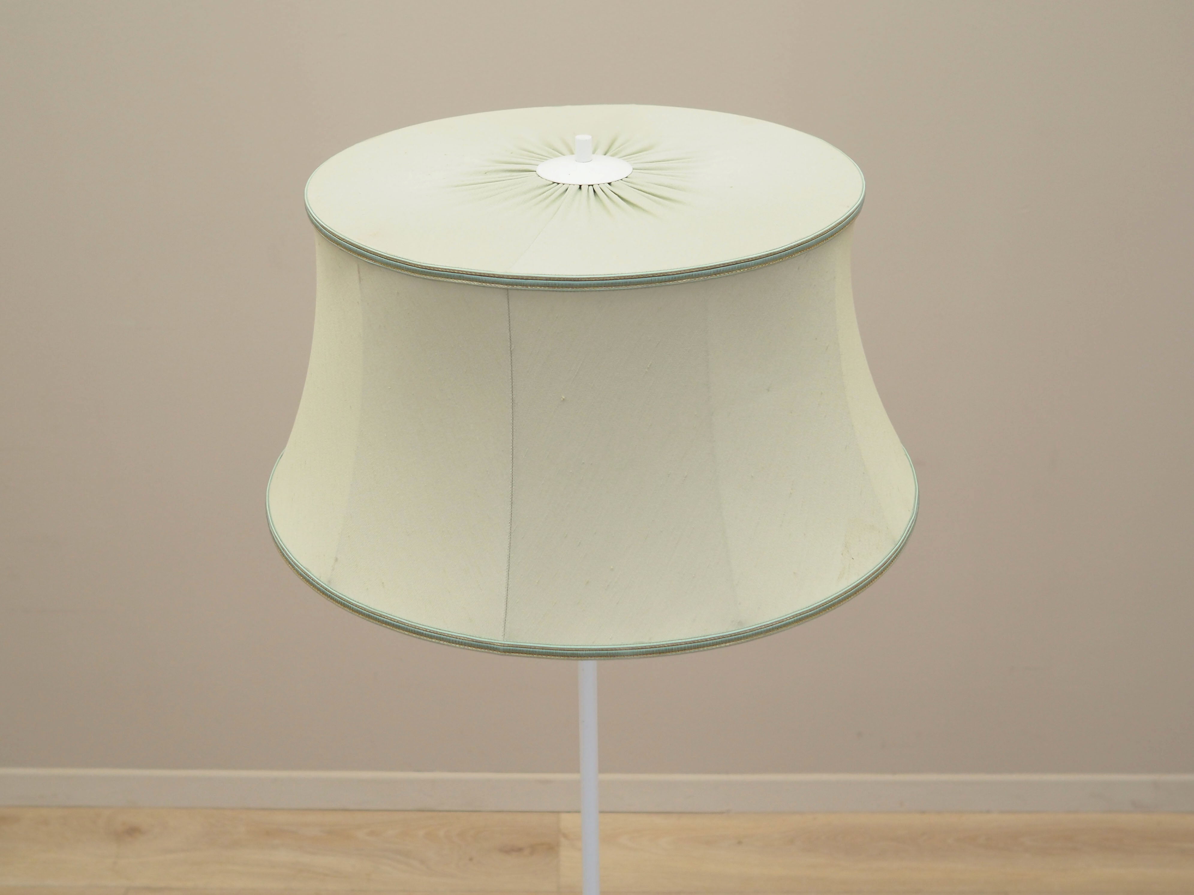 White_Floor_lamp_in_Danish_design_1970s_production_Denmark
