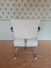 White_Vinyl_Salon_Chair,_1960s