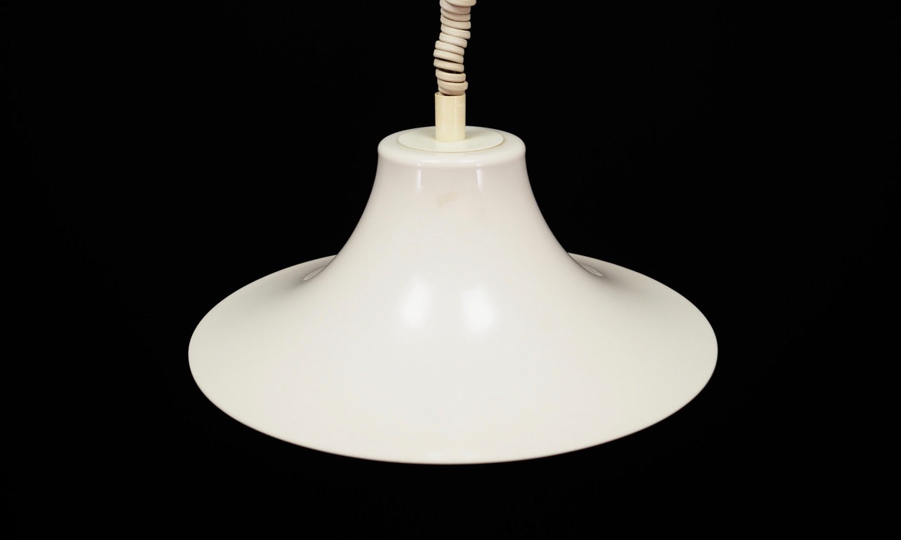 White_pendant_lamp_Danish_design_1970s_manufacturer_Fog_Morup